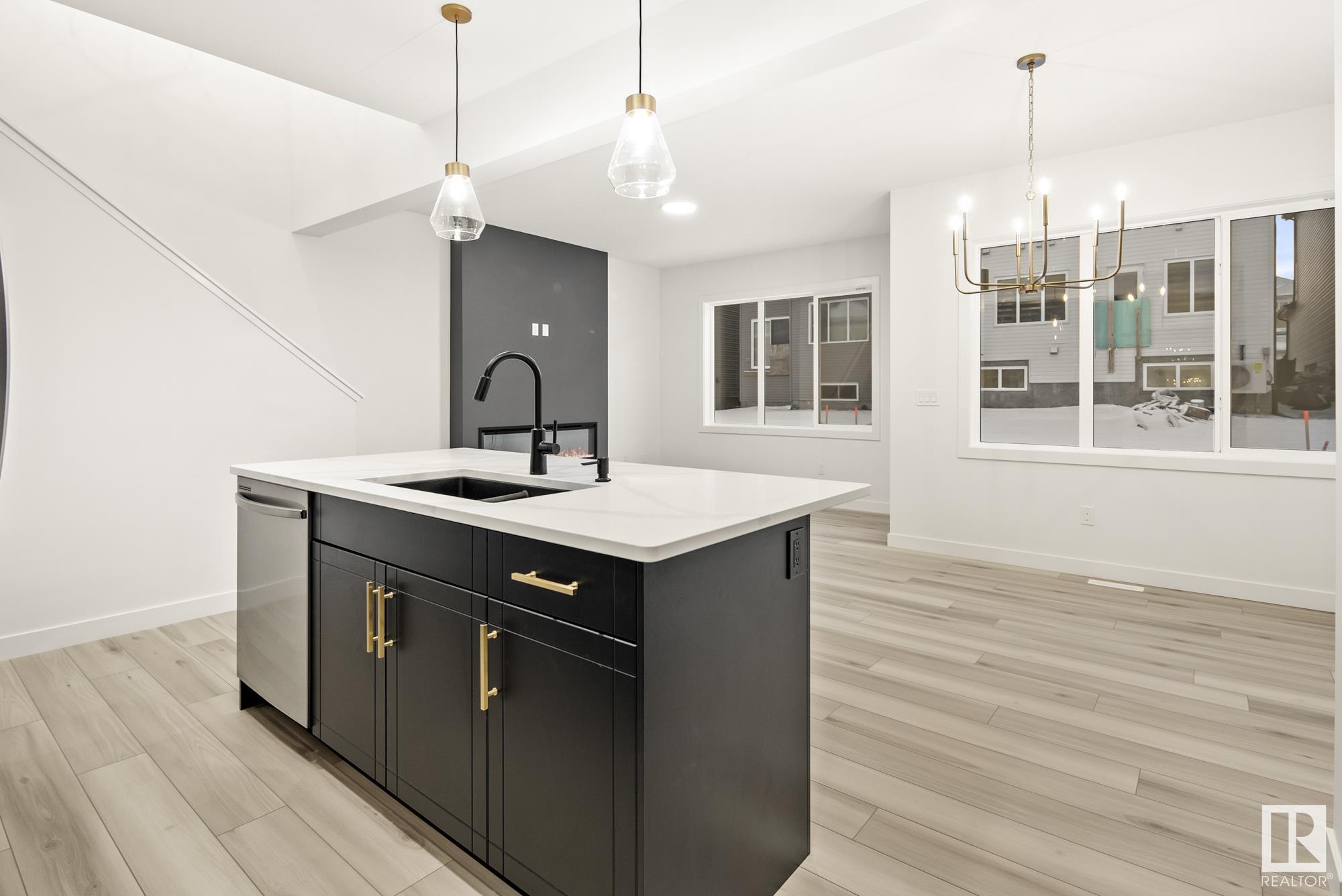      1323 14 AV NW , Edmonton,  ,T6T 2W1 ;  Listing Number: MLS E4418861