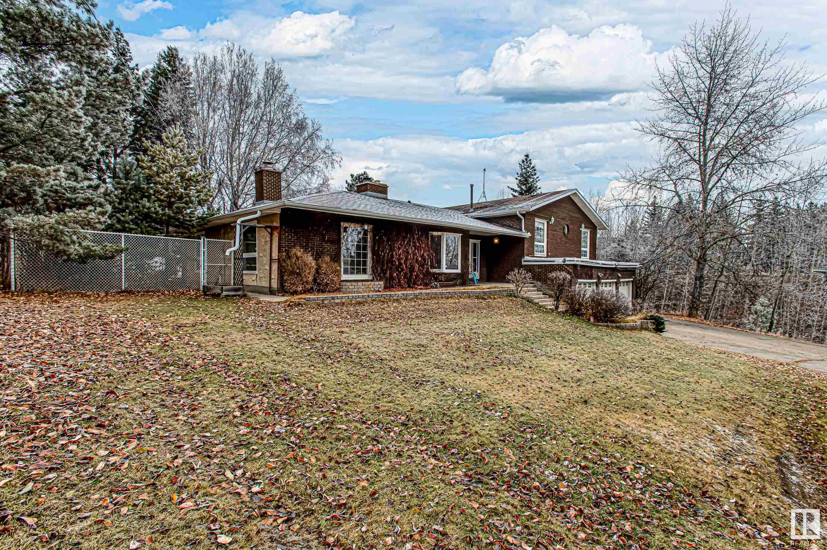      1017 Twp Rd 540 , Rural Parkland County,  ,T7X 1X3 ;  Listing Number: MLS E4418867
