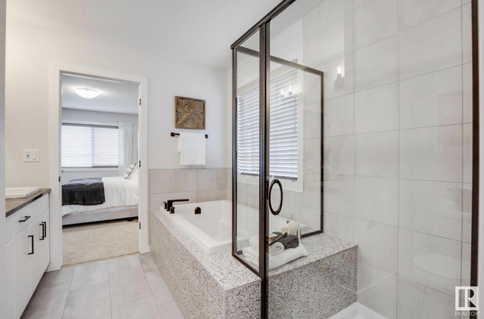      324 Stiles WY , Leduc,  ,X0X 0X0 ;  Listing Number: MLS E4418869