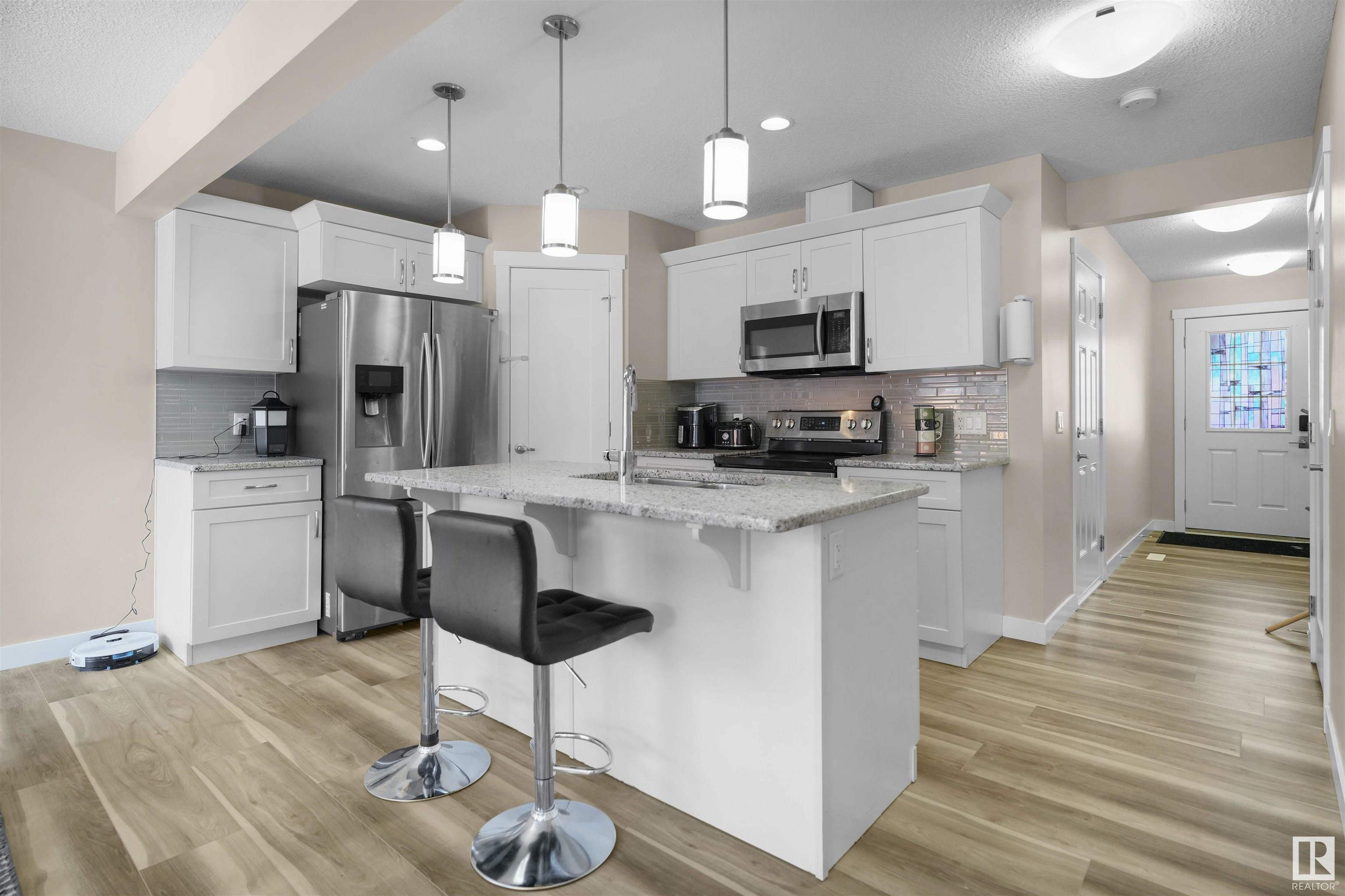      1720 167 Street SW SW , Edmonton,  ,T6W 3C5 ;  Listing Number: MLS E4418874