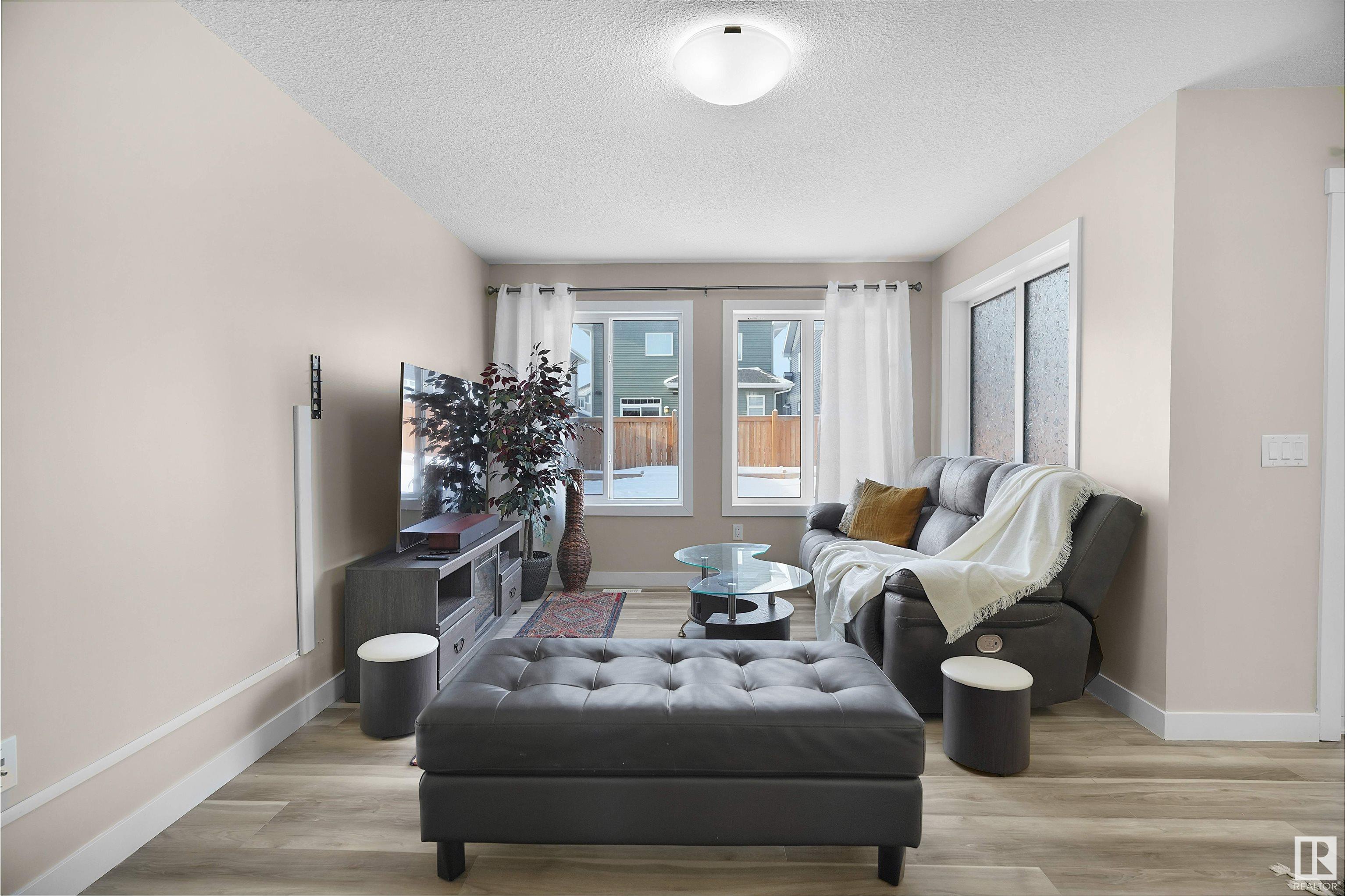      1720 167 Street SW SW , Edmonton,  ,T6W 3C5 ;  Listing Number: MLS E4418874