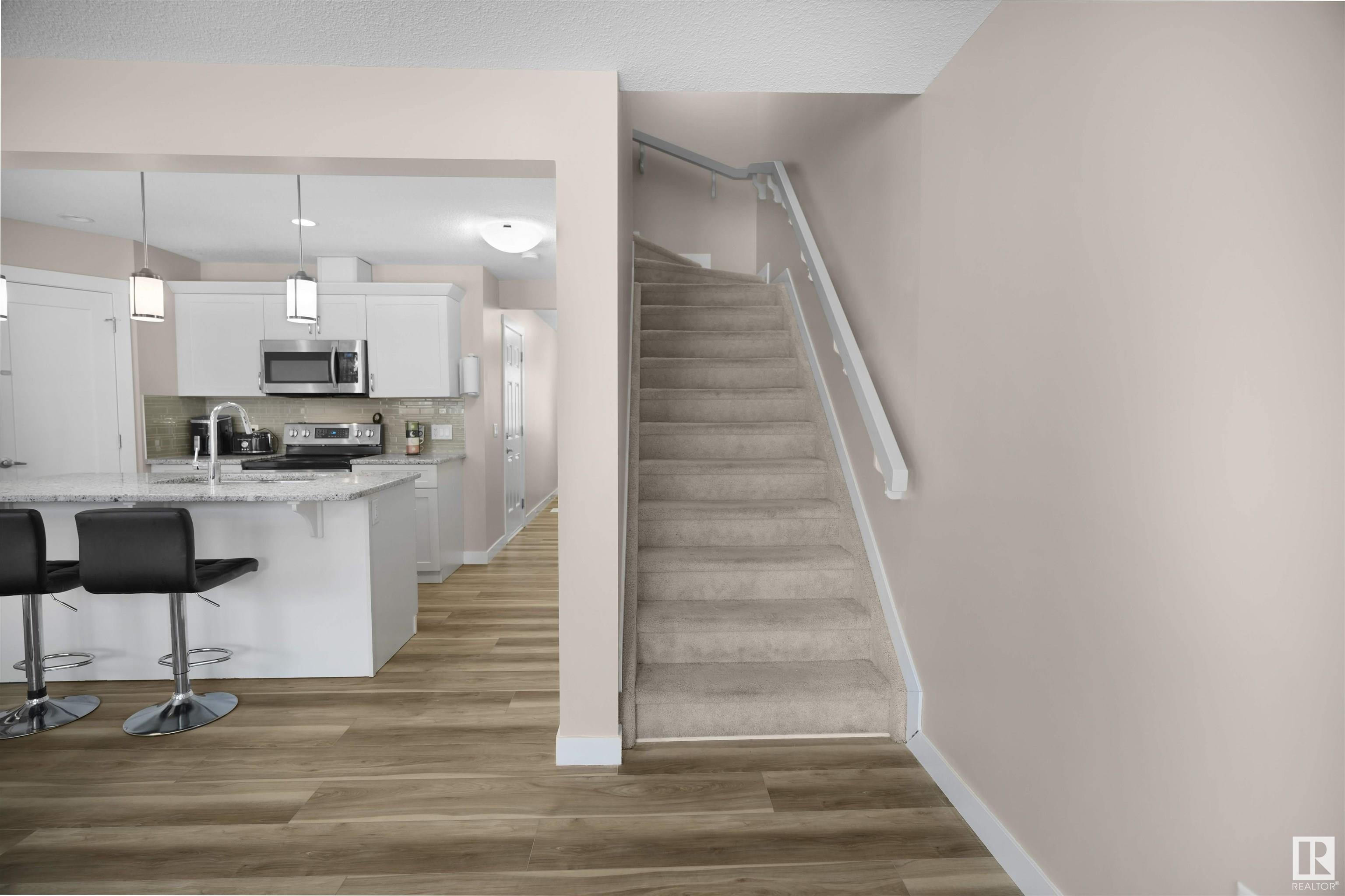      1720 167 Street SW SW , Edmonton,  ,T6W 3C5 ;  Listing Number: MLS E4418874
