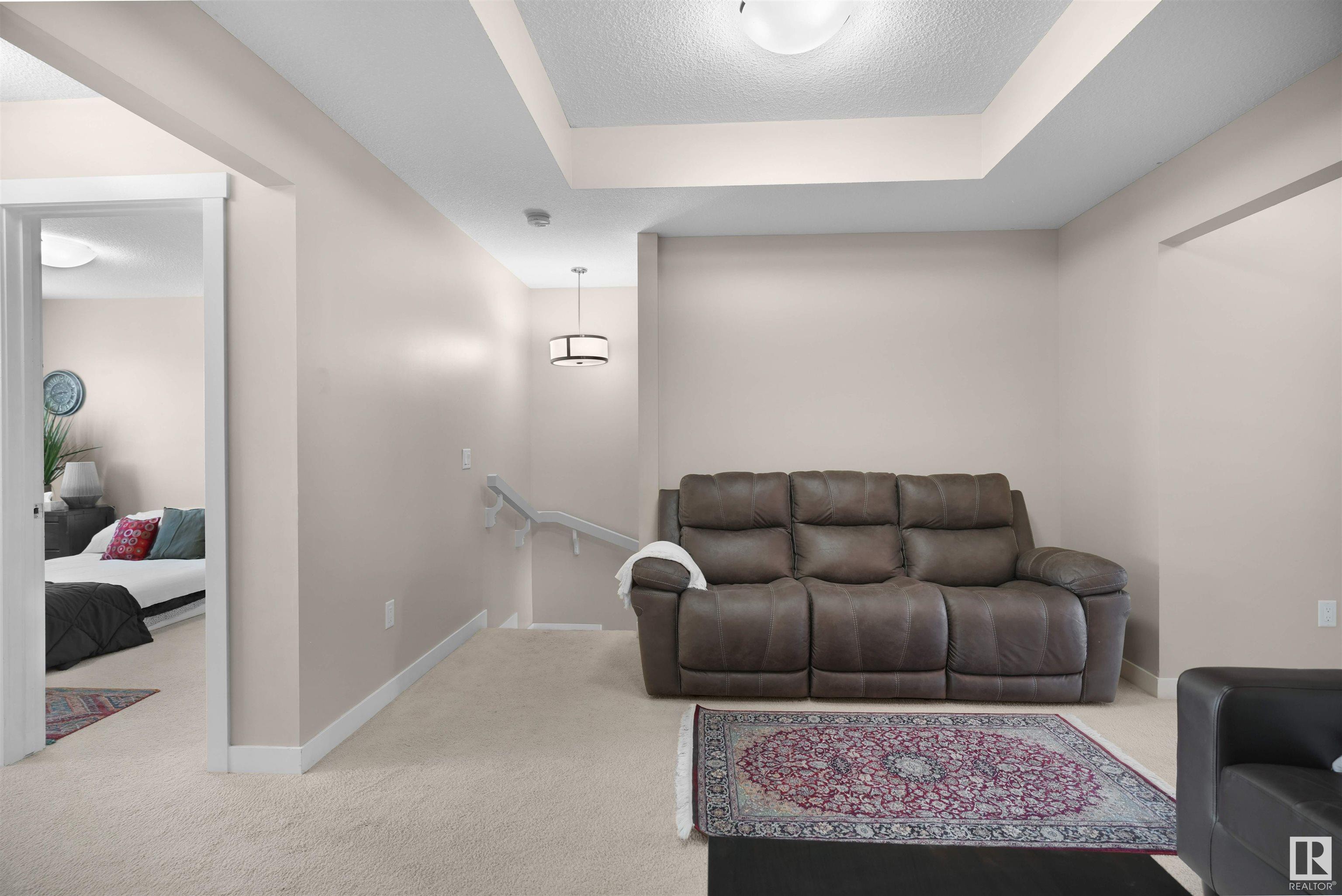      1720 167 Street SW SW , Edmonton,  ,T6W 3C5 ;  Listing Number: MLS E4418874