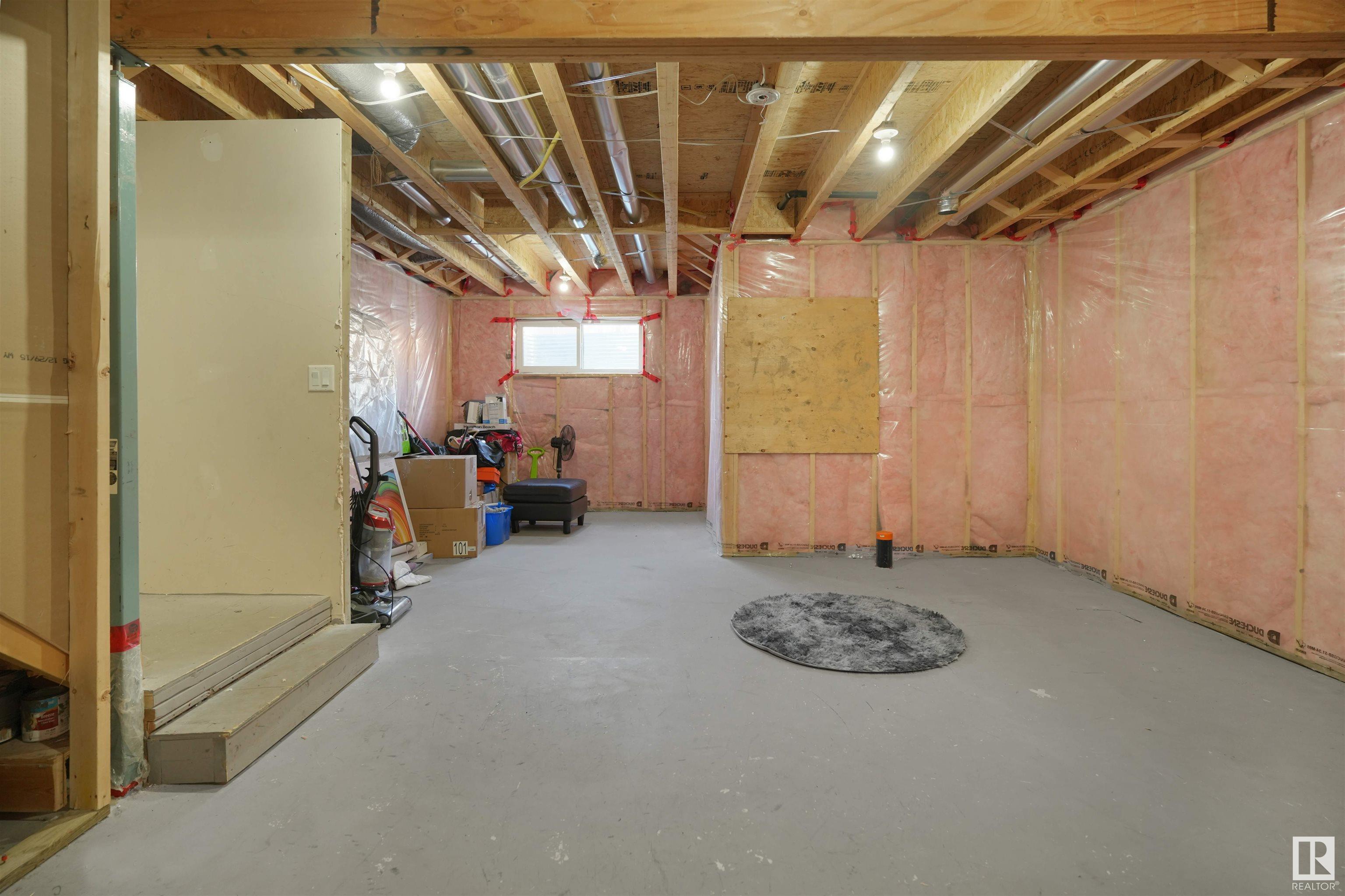      1720 167 Street SW SW , Edmonton,  ,T6W 3C5 ;  Listing Number: MLS E4418874