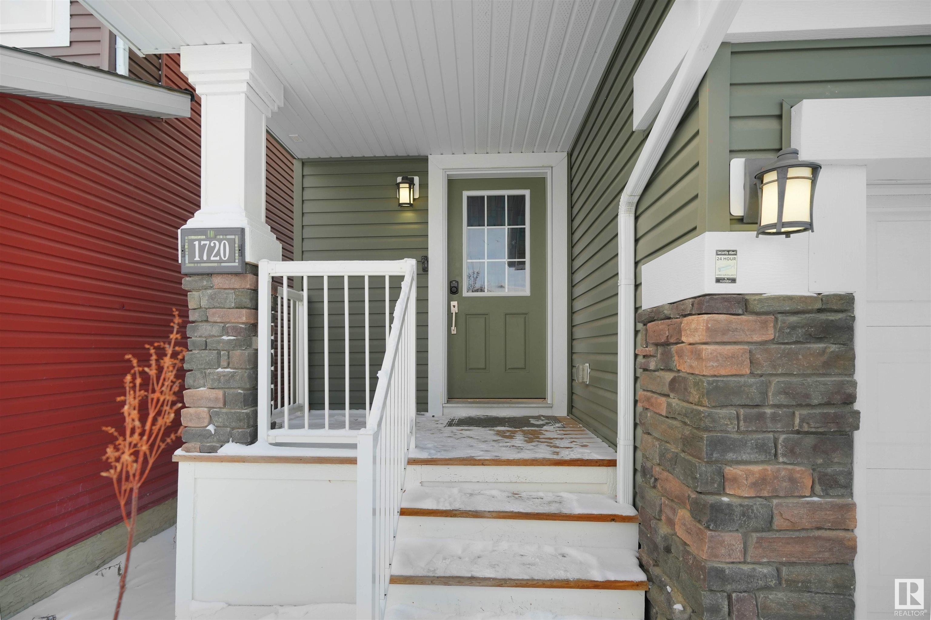      1720 167 Street SW SW , Edmonton,  ,T6W 3C5 ;  Listing Number: MLS E4418874