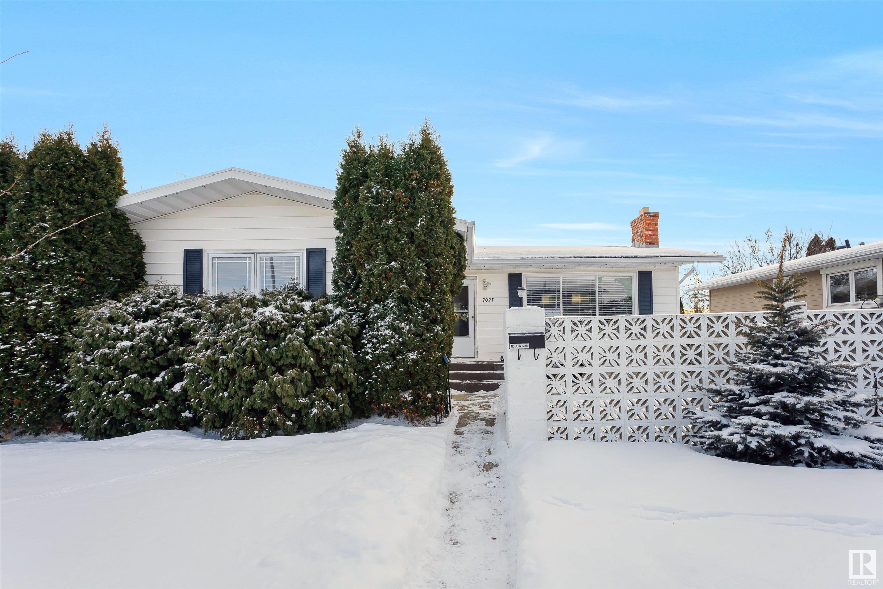      7027 138 AV NW , Edmonton,  ,T5C 2L9 ;  Listing Number: MLS E4418878