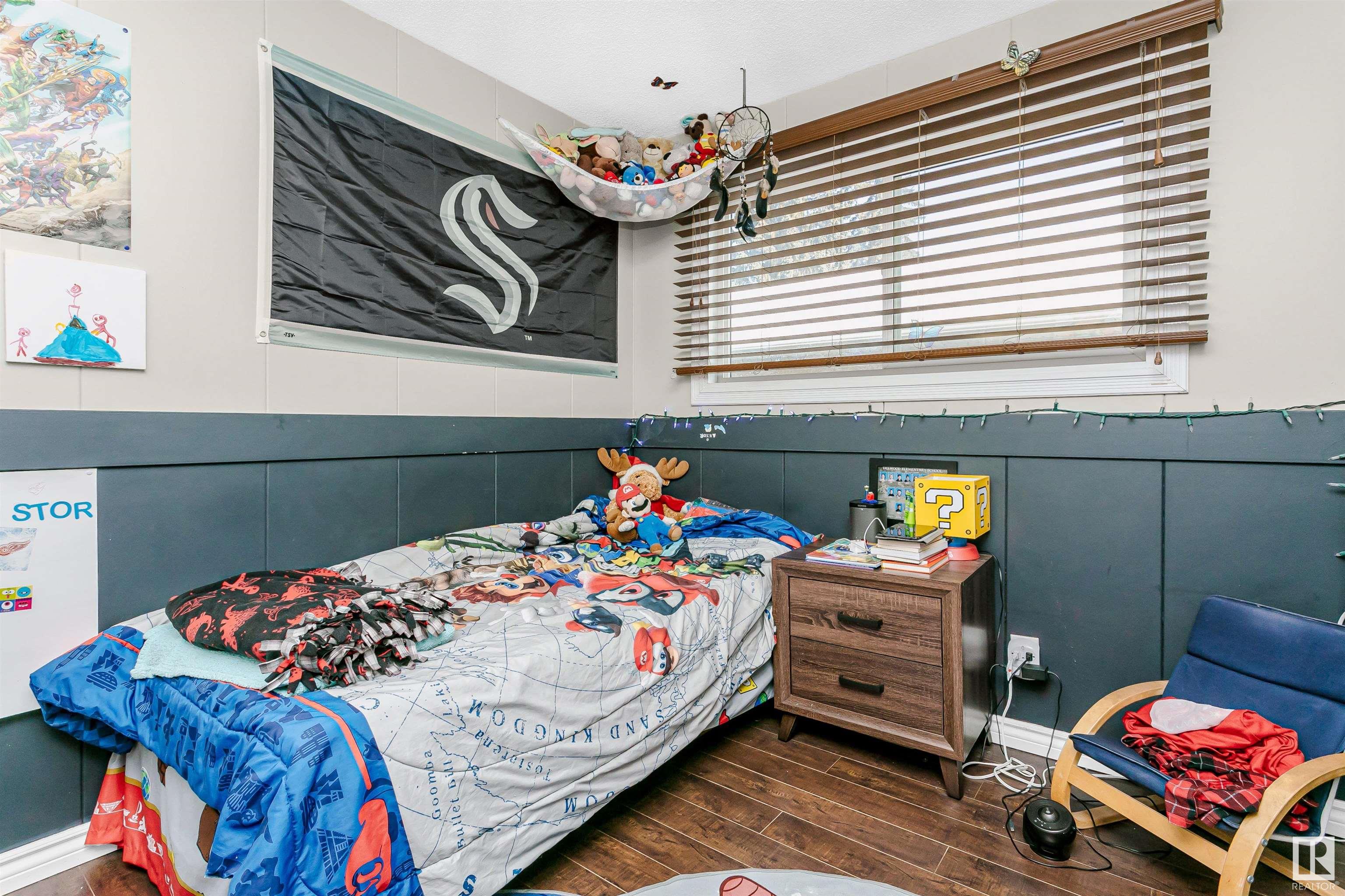      7027 138 AV NW , Edmonton,  ,T5C 2L9 ;  Listing Number: MLS E4418878