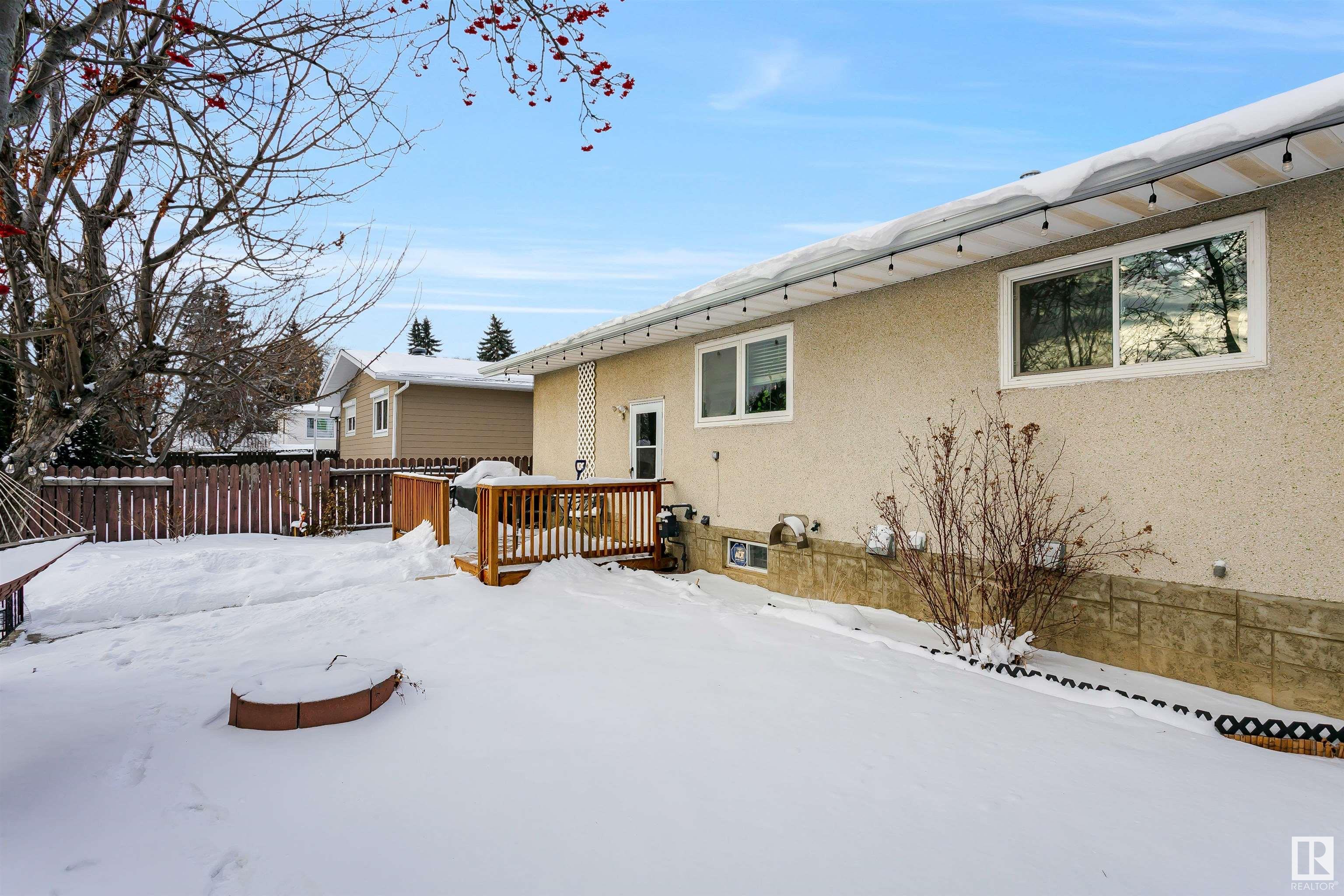      7027 138 AV NW , Edmonton,  ,T5C 2L9 ;  Listing Number: MLS E4418878