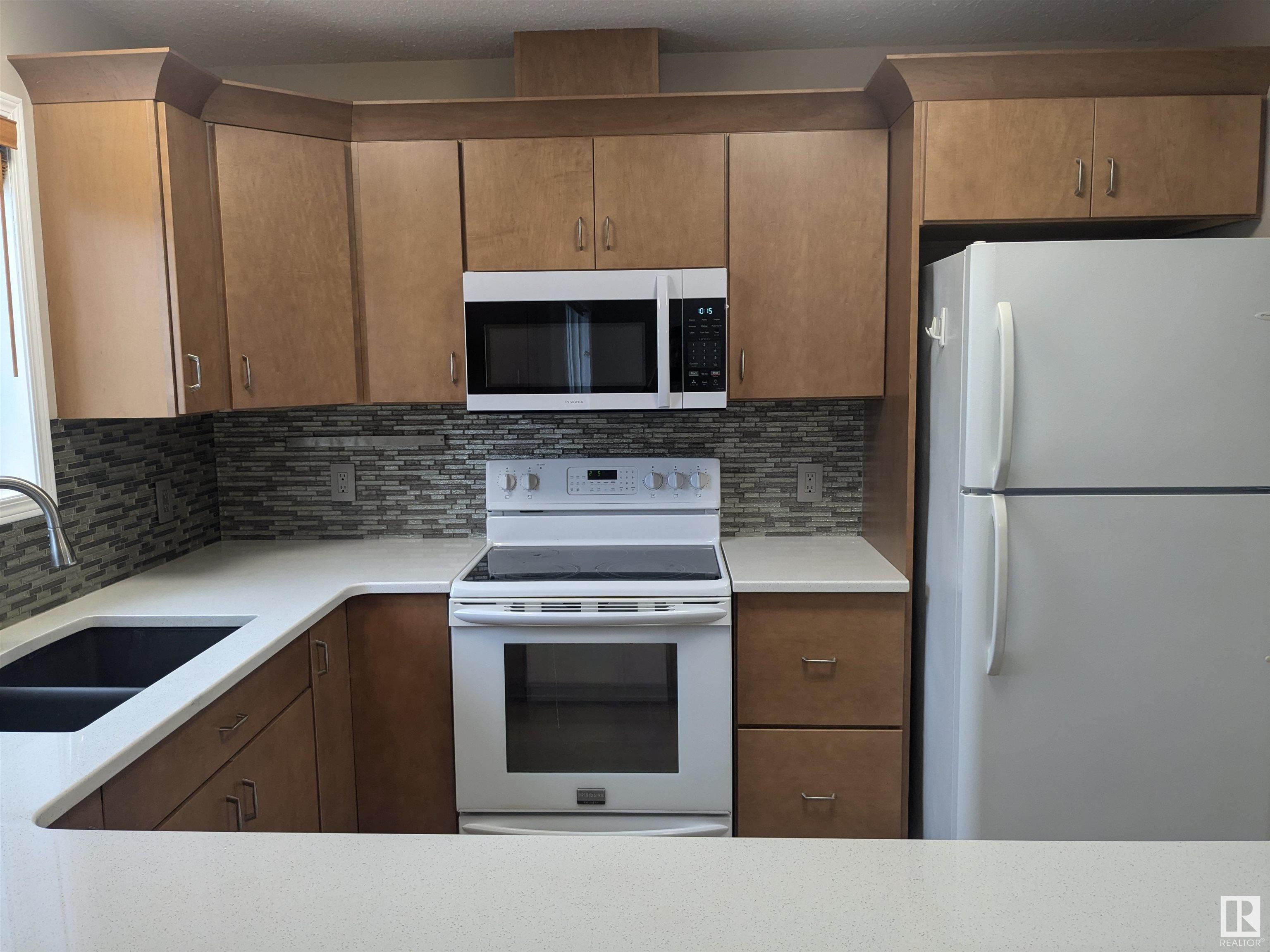      #17 225 BLACKBURN E SW , Edmonton,  ,T6W 1H1 ;  Listing Number: MLS E4418883