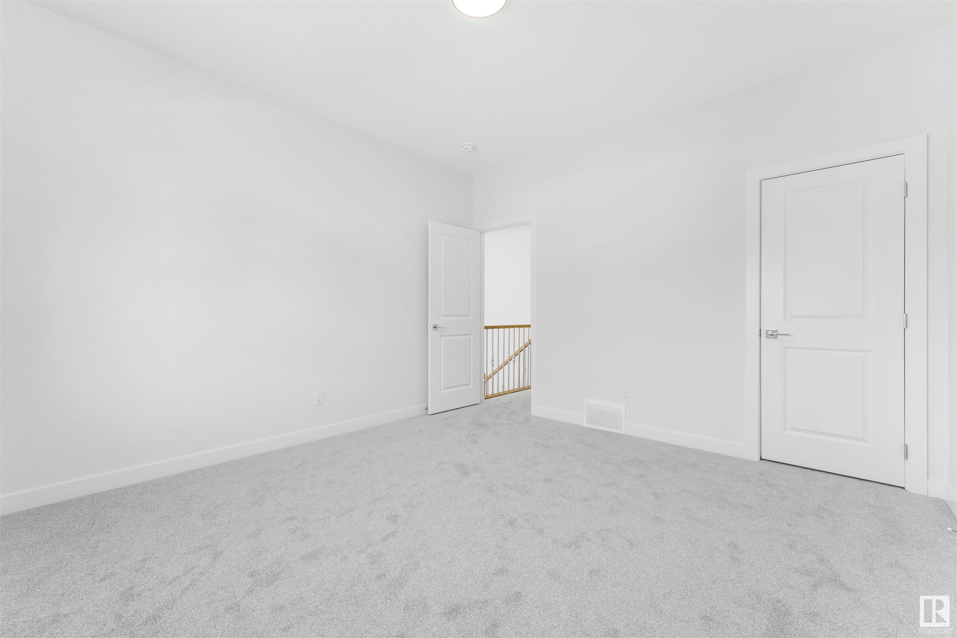      1424 11 AV NW , Edmonton,  ,T6T 2W4 ;  Listing Number: MLS E4418888