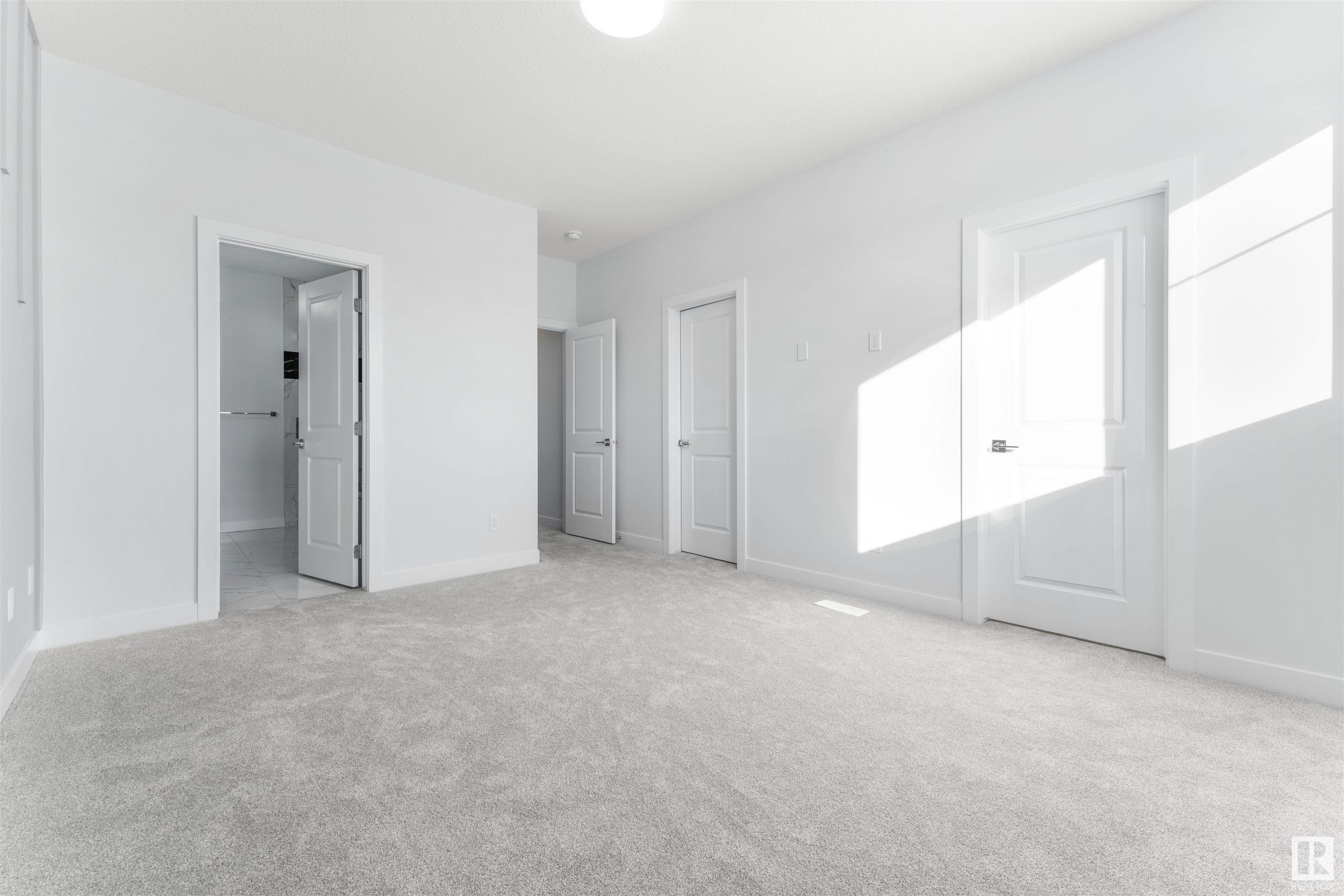      1424 11 AV NW , Edmonton,  ,T6T 2W4 ;  Listing Number: MLS E4418888