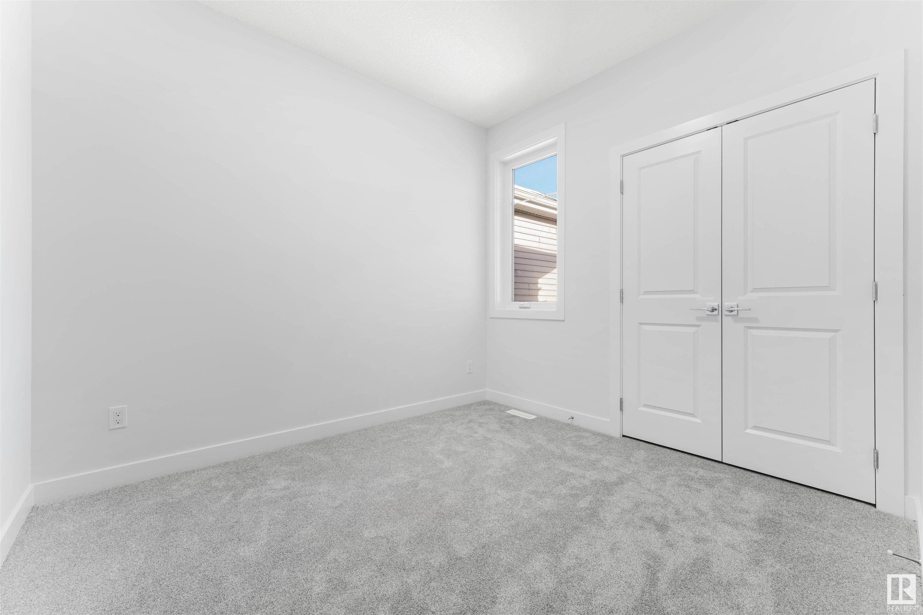      1424 11 AV NW , Edmonton,  ,T6T 2W4 ;  Listing Number: MLS E4418888