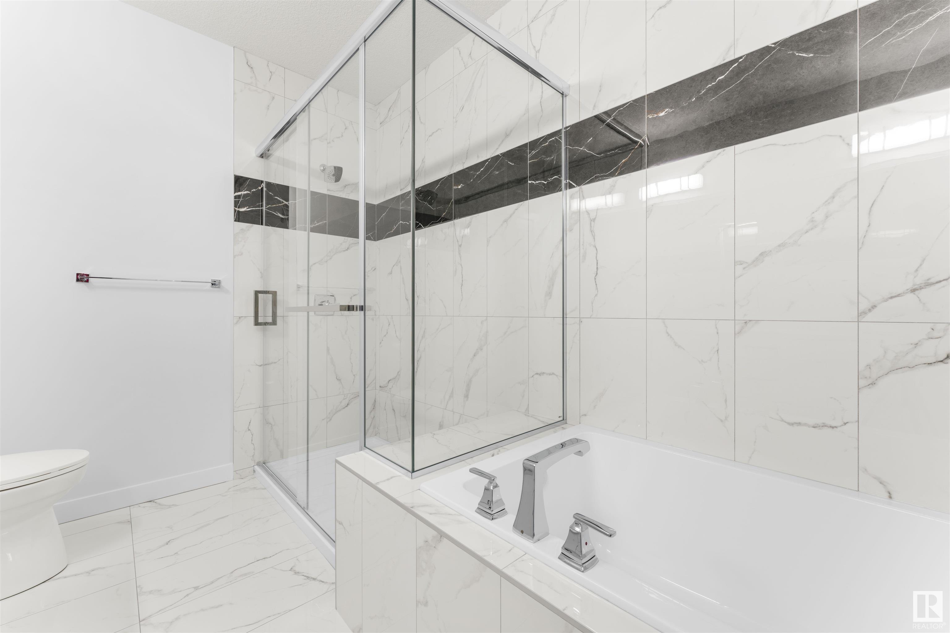      1424 11 AV NW , Edmonton,  ,T6T 2W4 ;  Listing Number: MLS E4418888