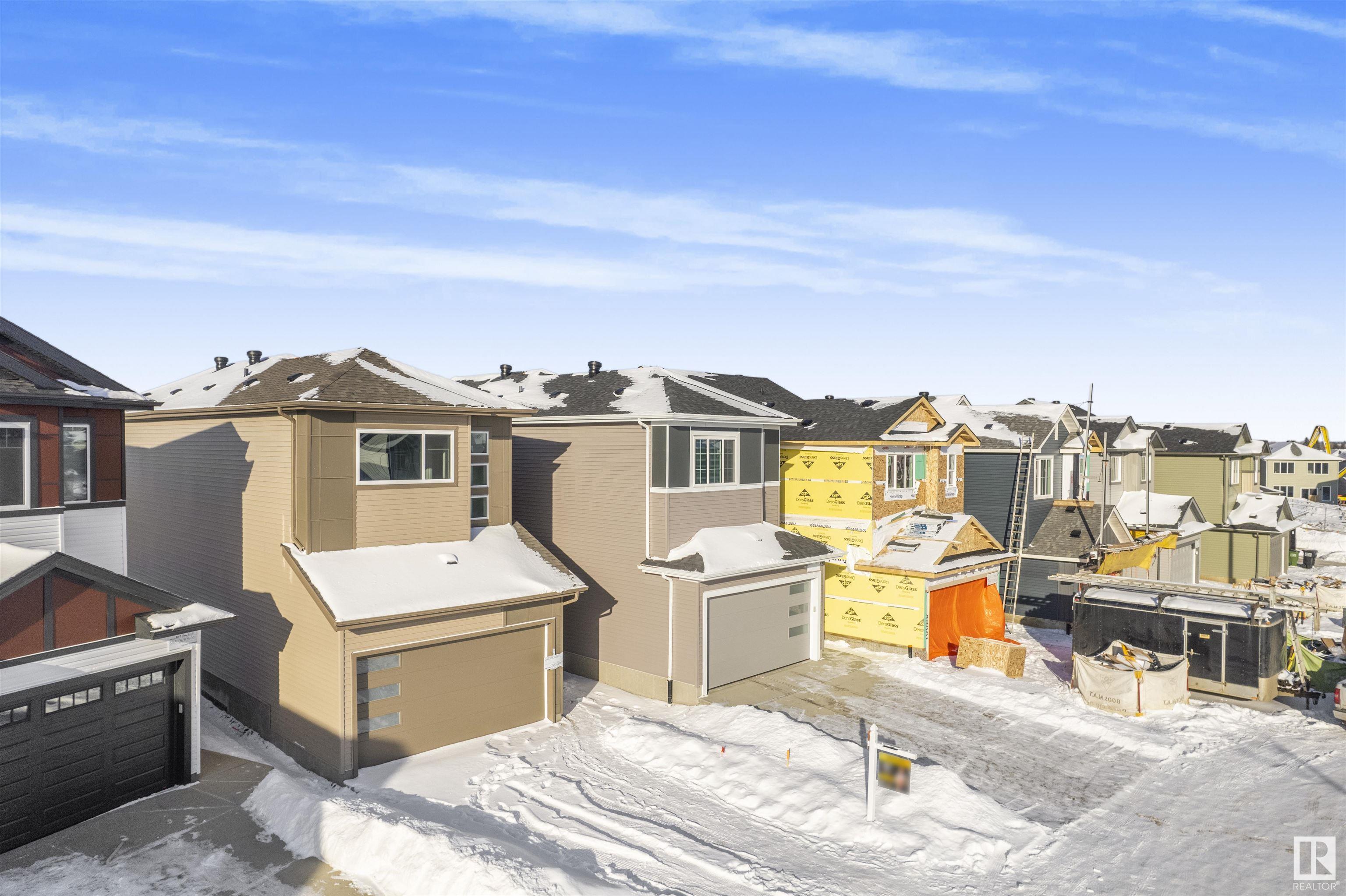      1424 11 AV NW , Edmonton,  ,T6T 2W4 ;  Listing Number: MLS E4418888