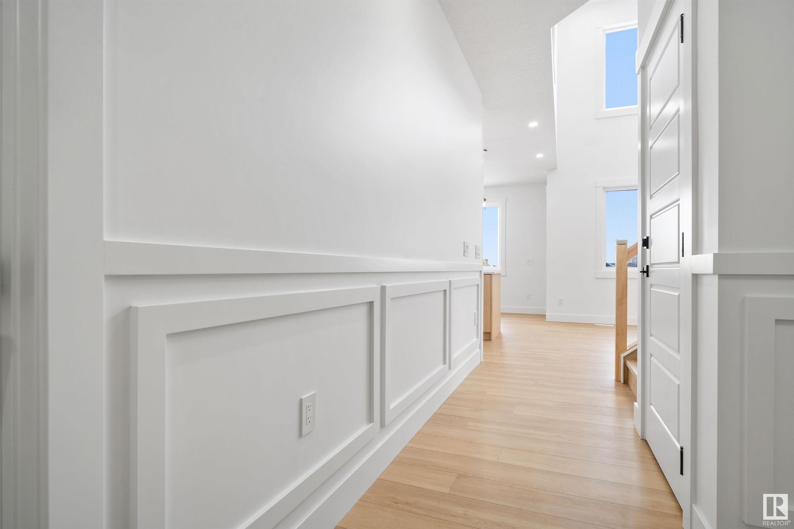      708 30 AV NW , Edmonton,  ,T6T 2V3 ;  Listing Number: MLS E4418891
