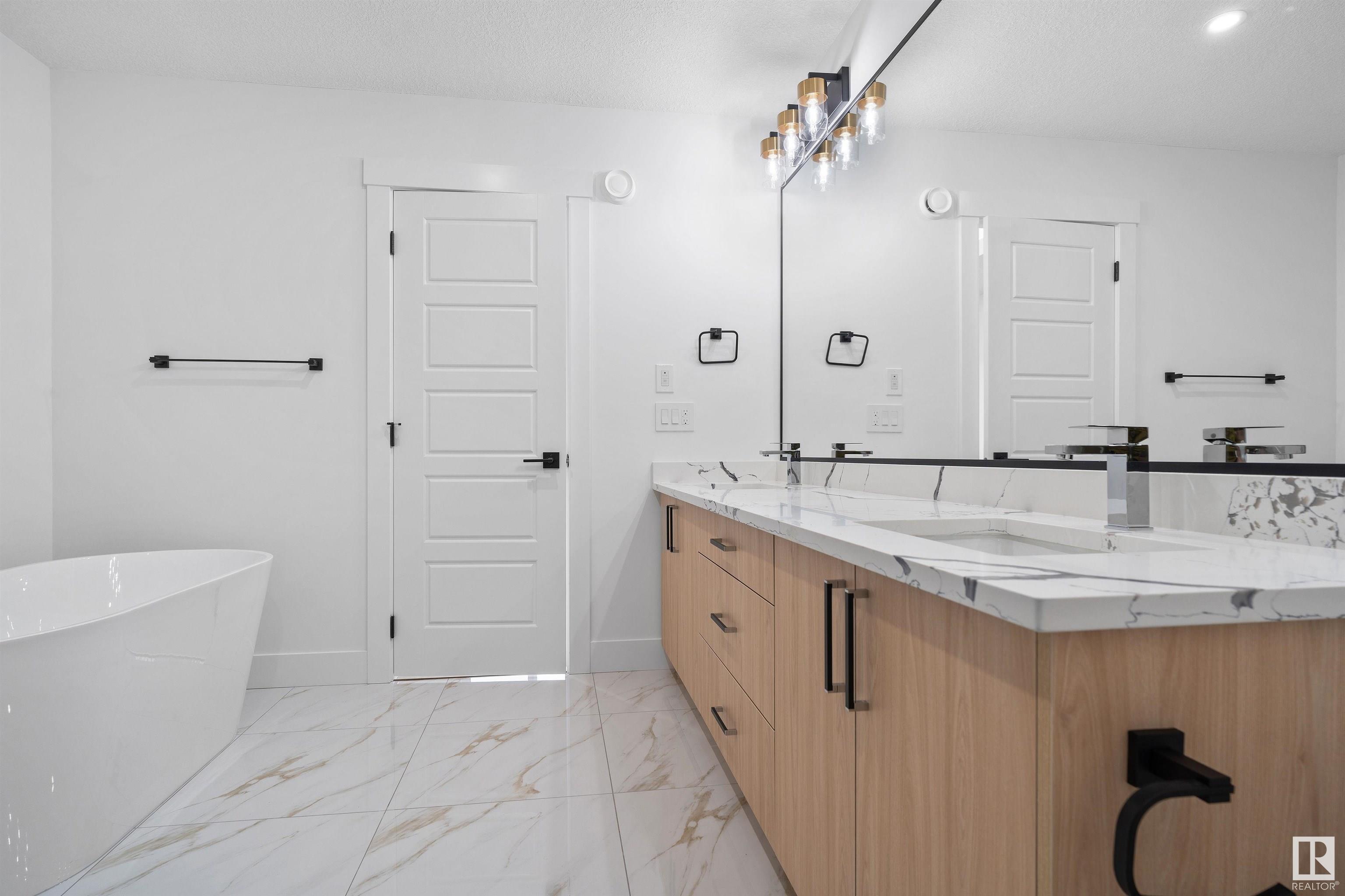      708 30 AV NW , Edmonton,  ,T6T 2V3 ;  Listing Number: MLS E4418891