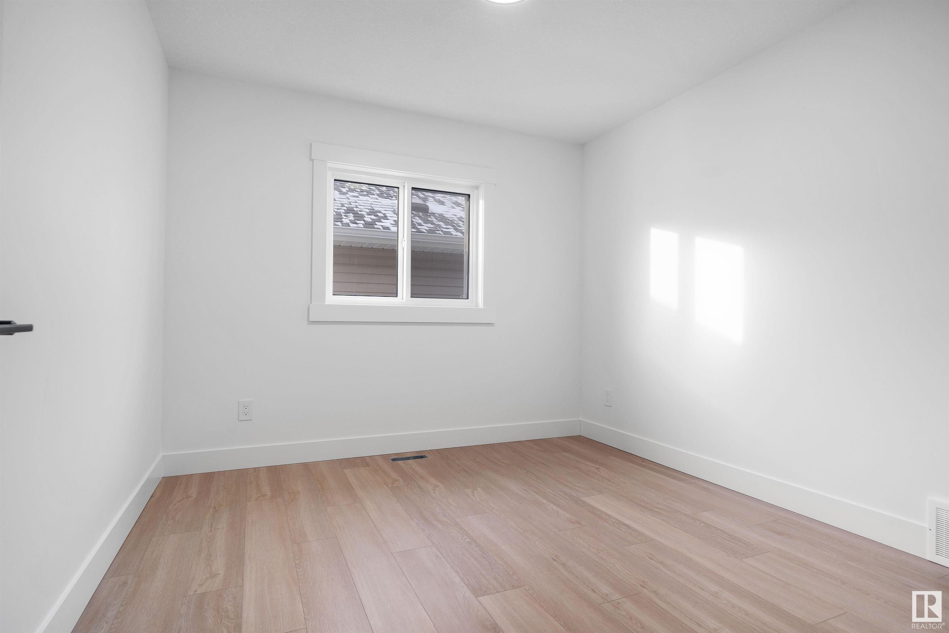      708 30 AV NW , Edmonton,  ,T6T 2V3 ;  Listing Number: MLS E4418891