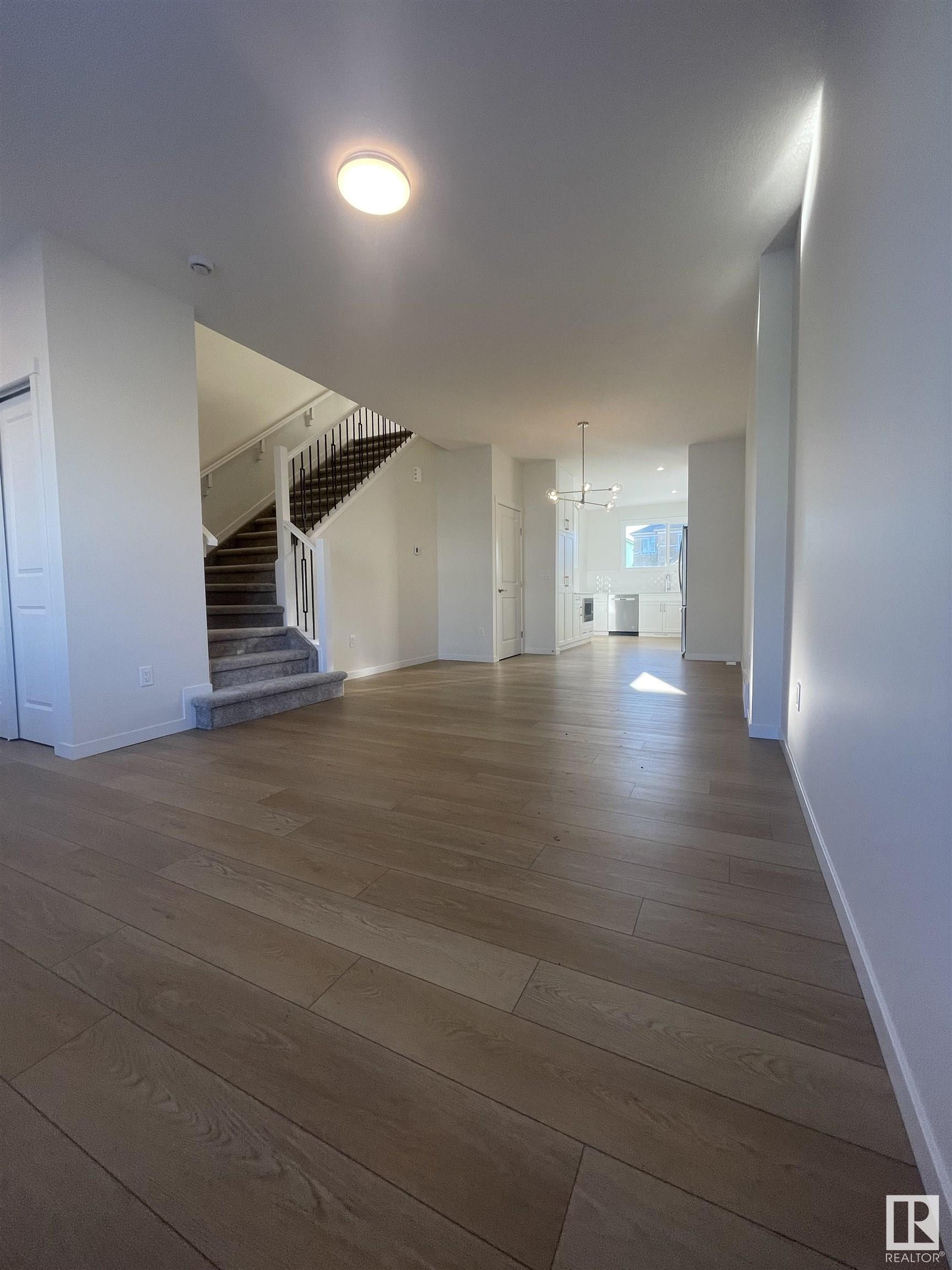      1121 ASTER BLVD NW NW , Edmonton,  ,T6T 2V2 ;  Listing Number: MLS E4418894