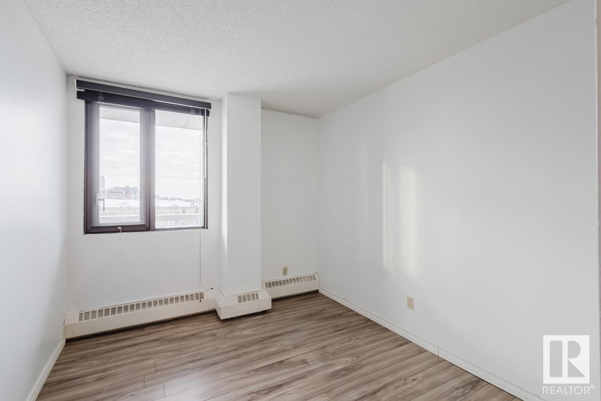      #604 10175 109 ST NW , Edmonton,  ,T5J 3P2 ;  Listing Number: MLS E4418895