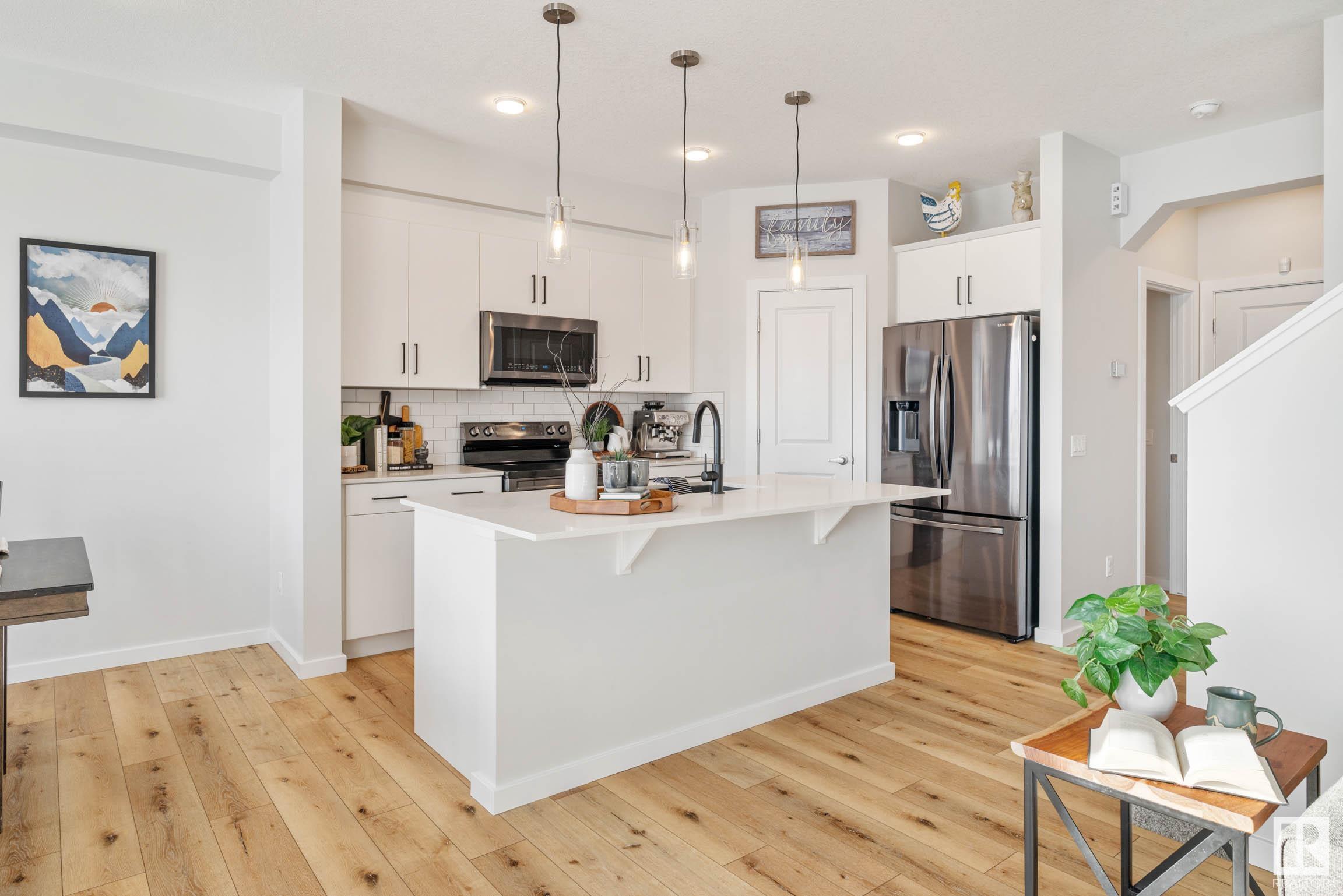      20003 26 AV NW , Edmonton,  ,T6M 1K3 ;  Listing Number: MLS E4418901