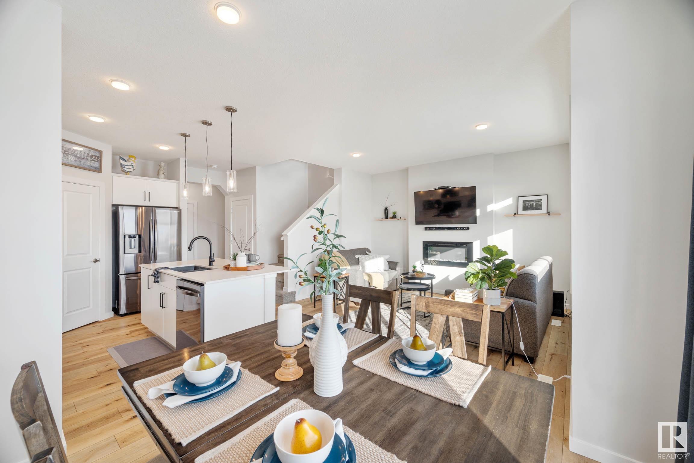      20003 26 AV NW , Edmonton,  ,T6M 1K3 ;  Listing Number: MLS E4418901