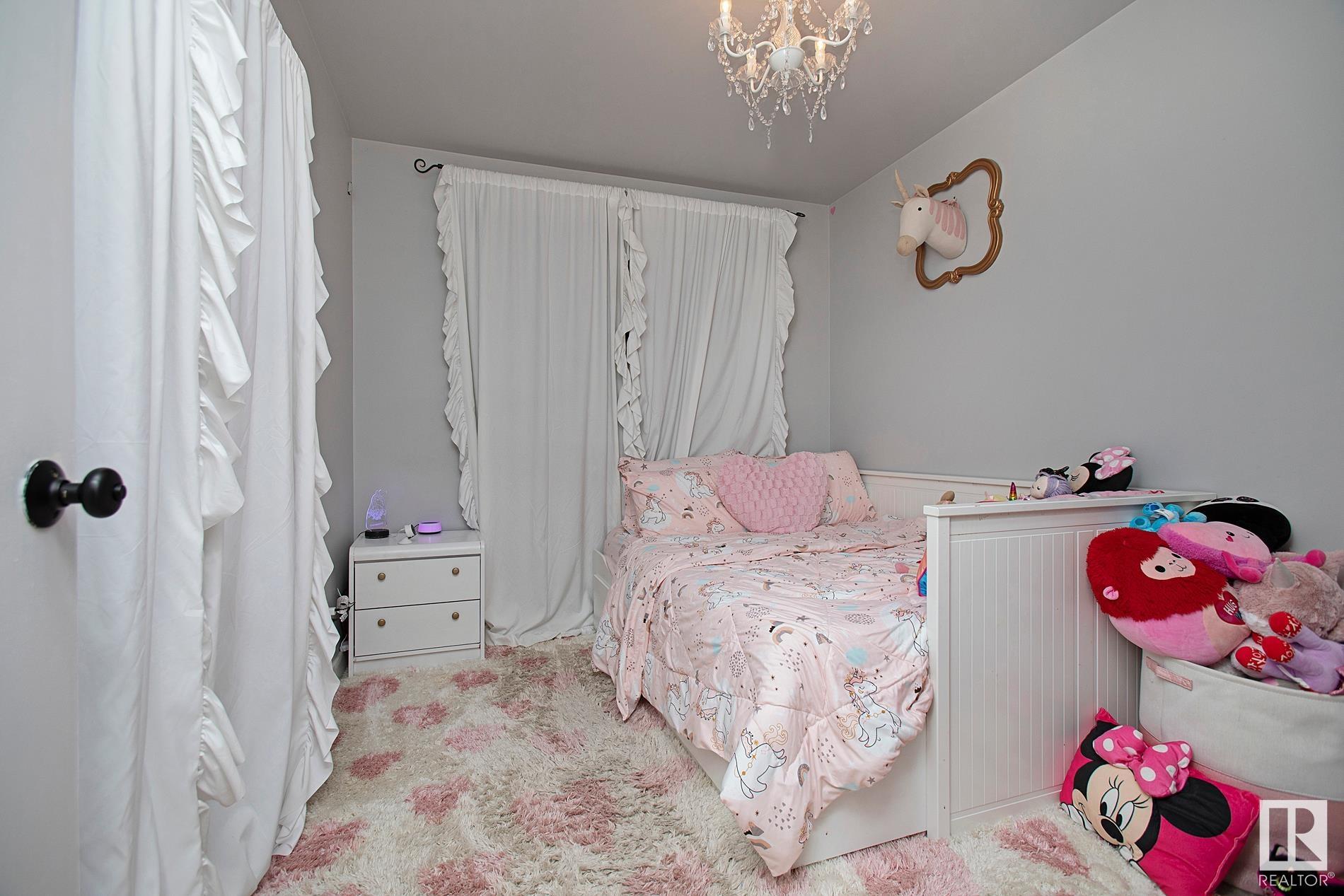      68 PINE ST , Sherwood Park,  ,T8A 1S7 ;  Listing Number: MLS E4418906