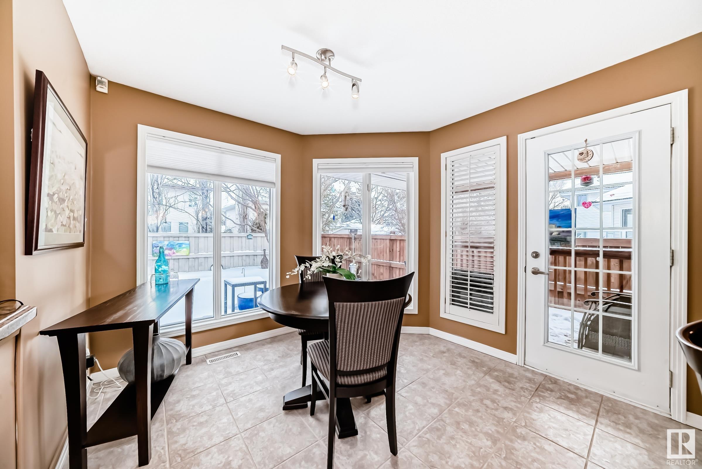      3 ESSEX CL , St. Albert,  ,T8N 5T1 ;  Listing Number: MLS E4418908