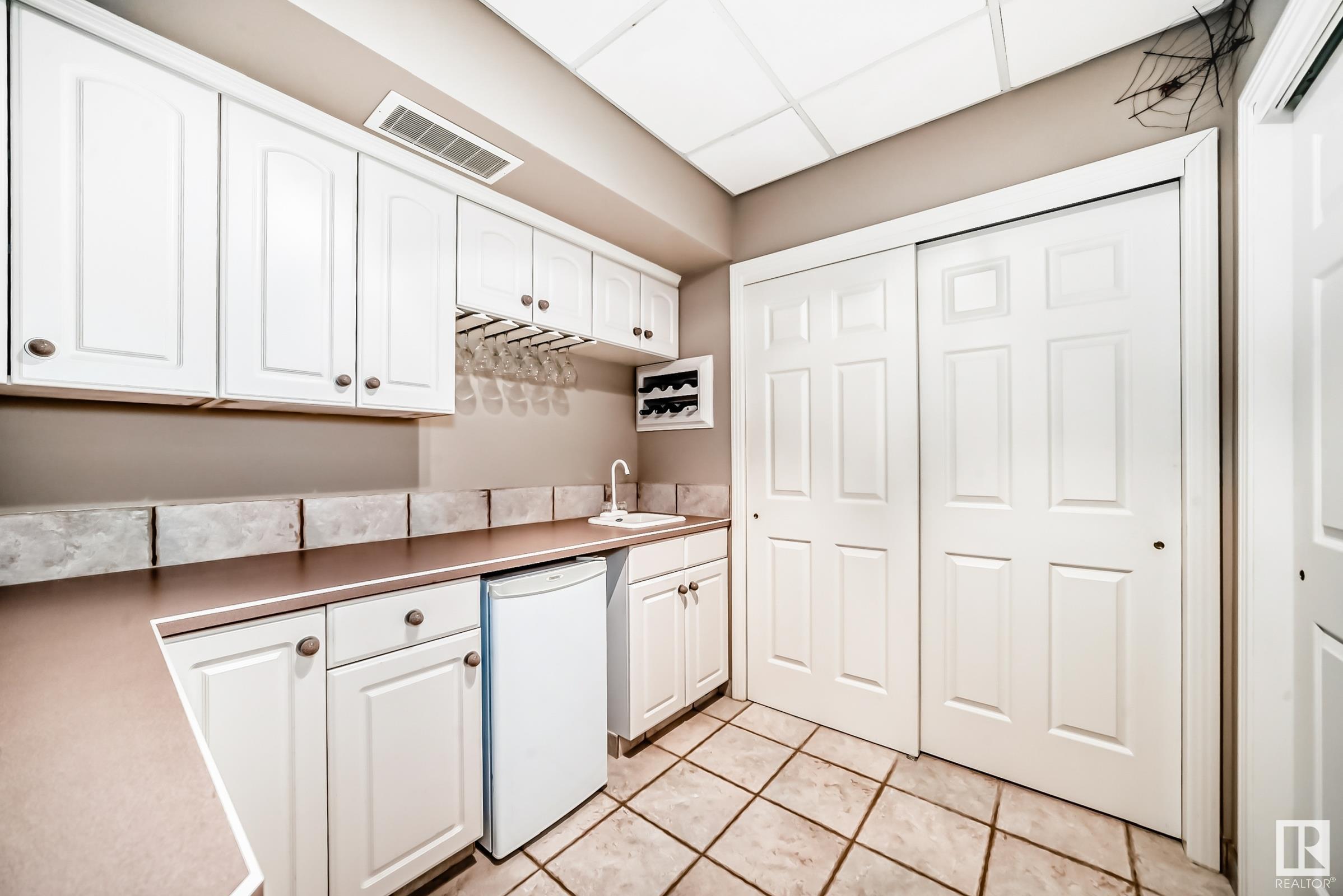      3 ESSEX CL , St. Albert,  ,T8N 5T1 ;  Listing Number: MLS E4418908