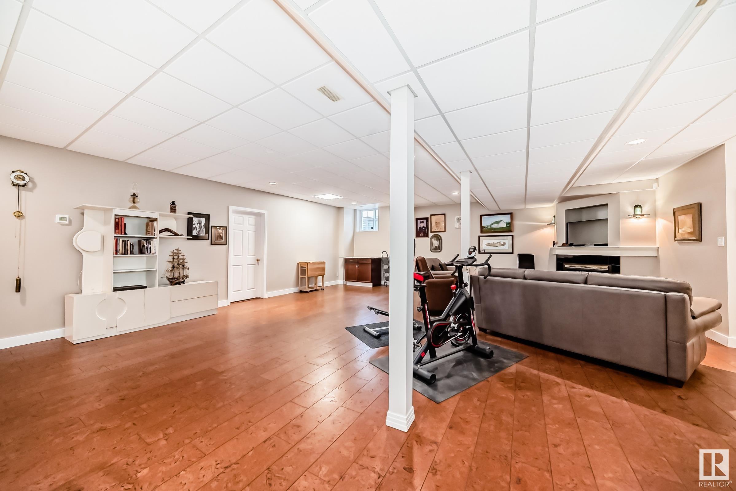      3 ESSEX CL , St. Albert,  ,T8N 5T1 ;  Listing Number: MLS E4418908