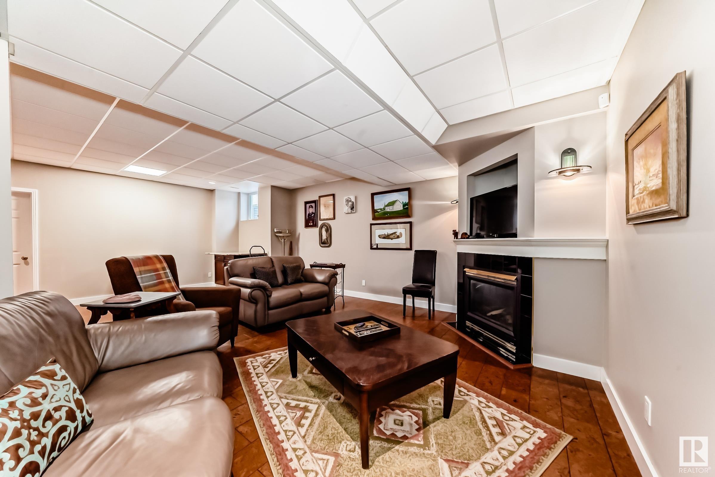      3 ESSEX CL , St. Albert,  ,T8N 5T1 ;  Listing Number: MLS E4418908