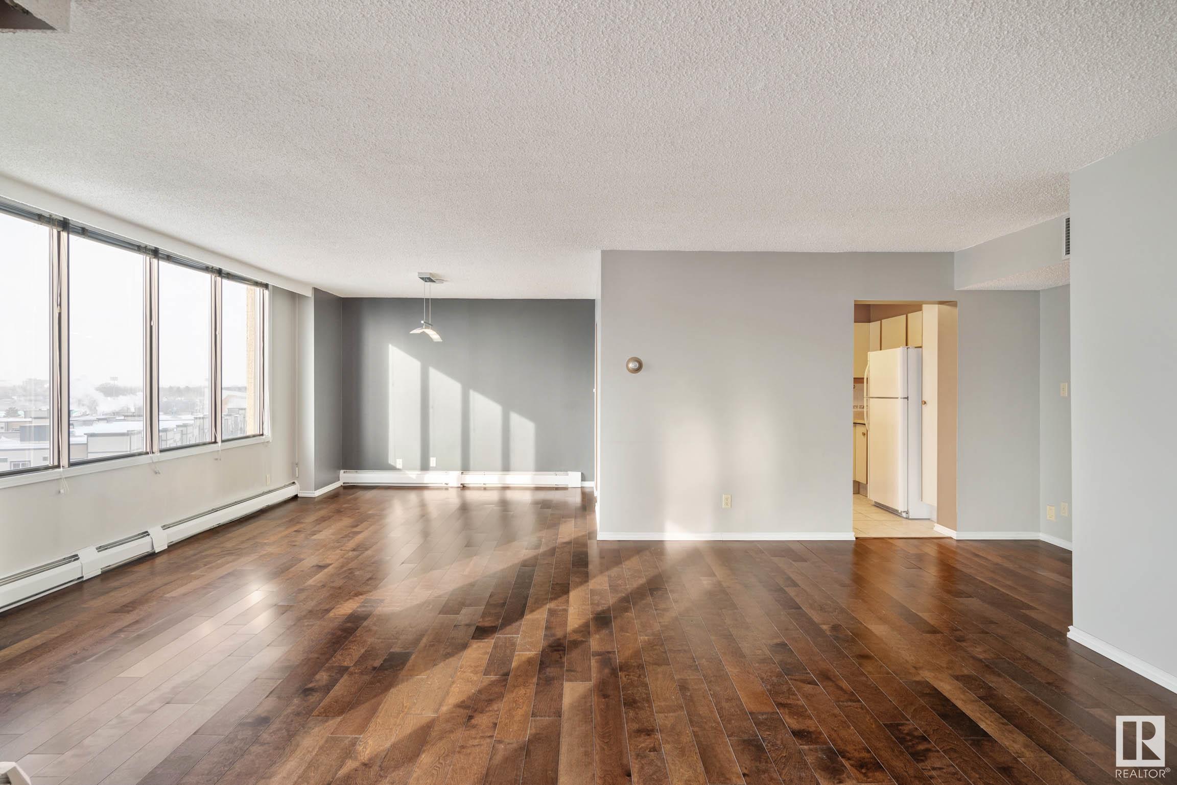      #705 8340 JASPER AV NW , Edmonton,  ,T5H 4C6 ;  Listing Number: MLS E4418912