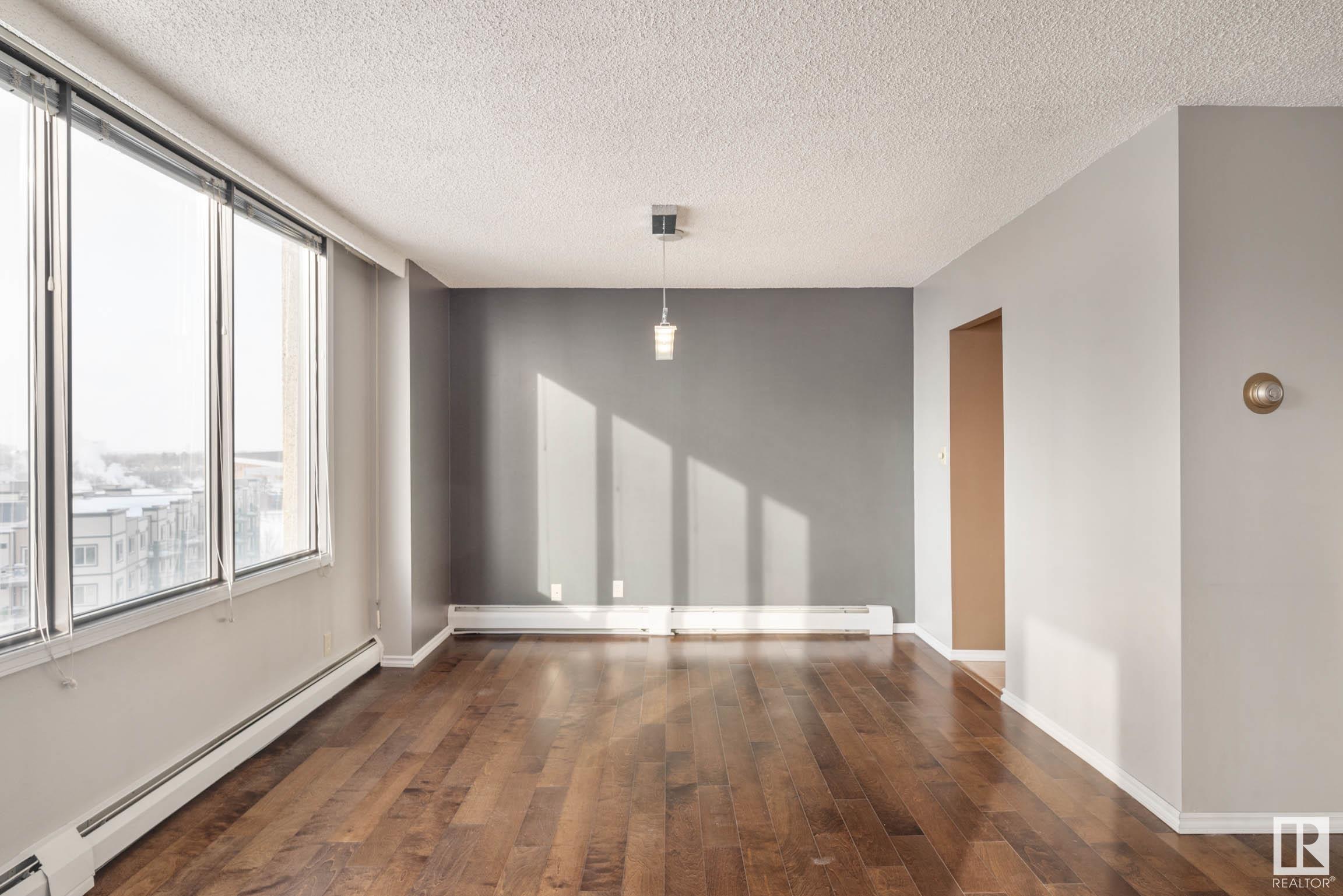      #705 8340 JASPER AV NW , Edmonton,  ,T5H 4C6 ;  Listing Number: MLS E4418912