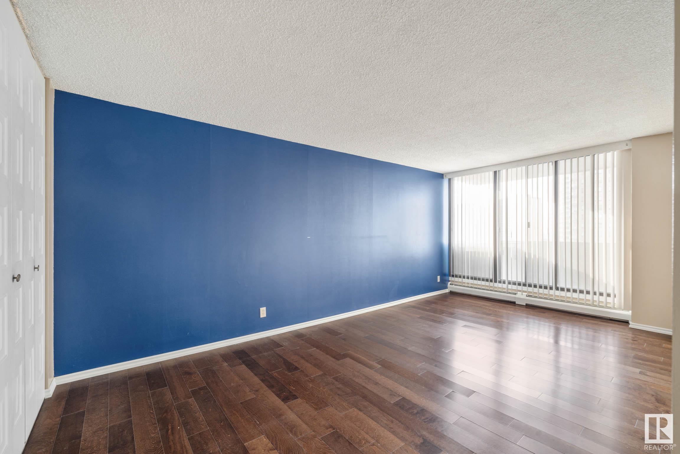      #705 8340 JASPER AV NW , Edmonton,  ,T5H 4C6 ;  Listing Number: MLS E4418912