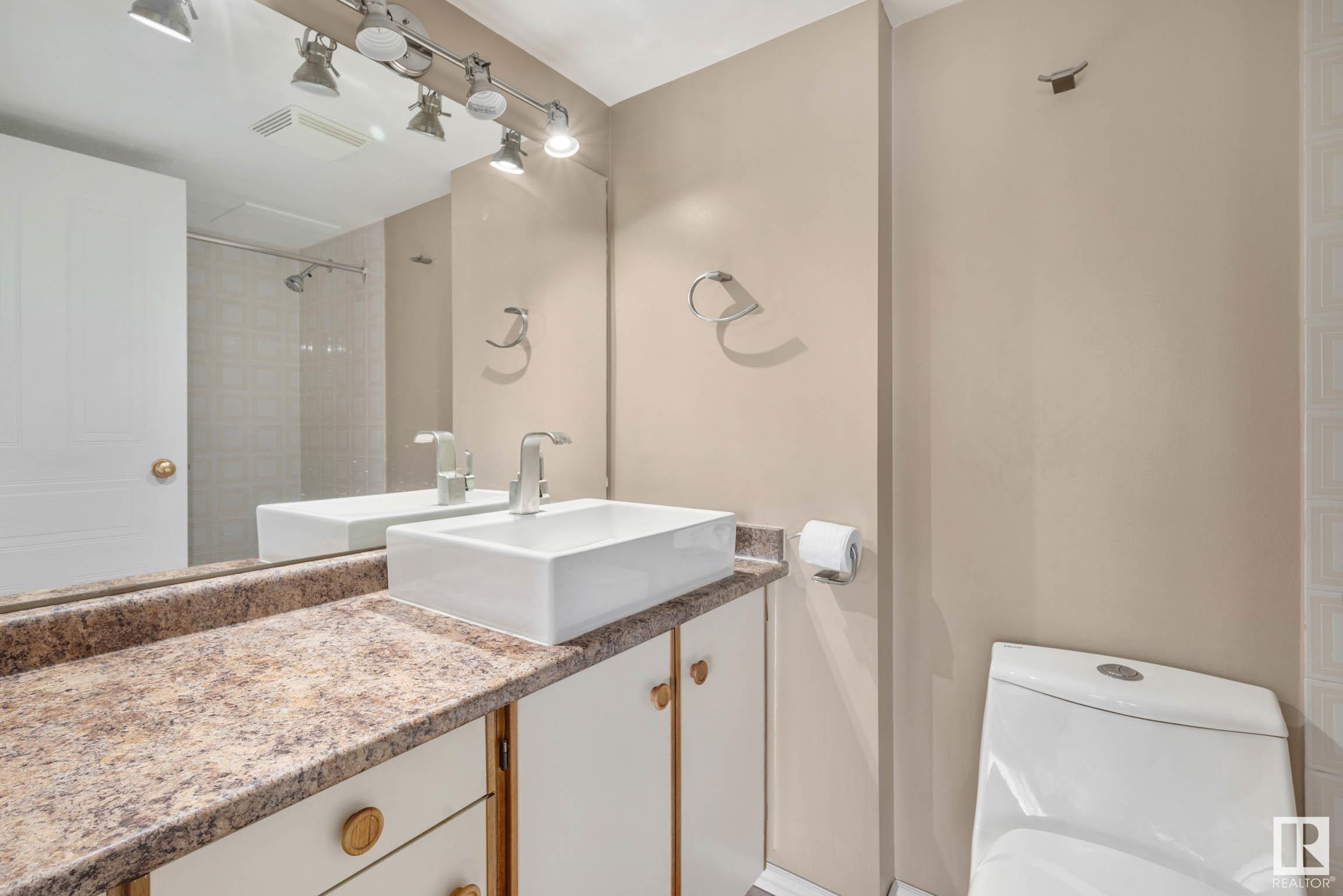      #705 8340 JASPER AV NW , Edmonton,  ,T5H 4C6 ;  Listing Number: MLS E4418912