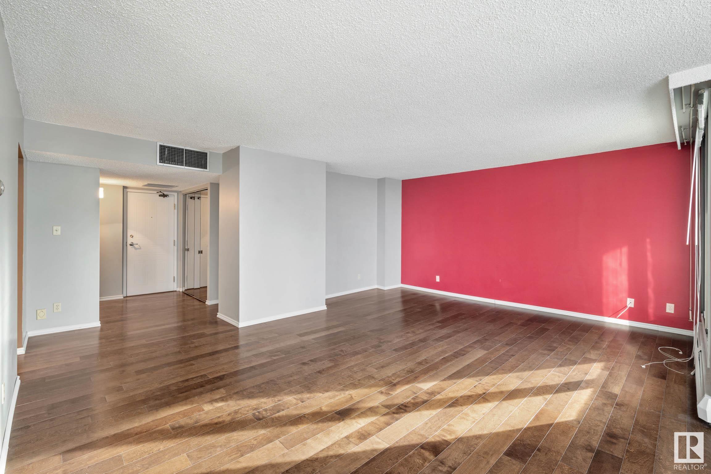      #705 8340 JASPER AV NW , Edmonton,  ,T5H 4C6 ;  Listing Number: MLS E4418912