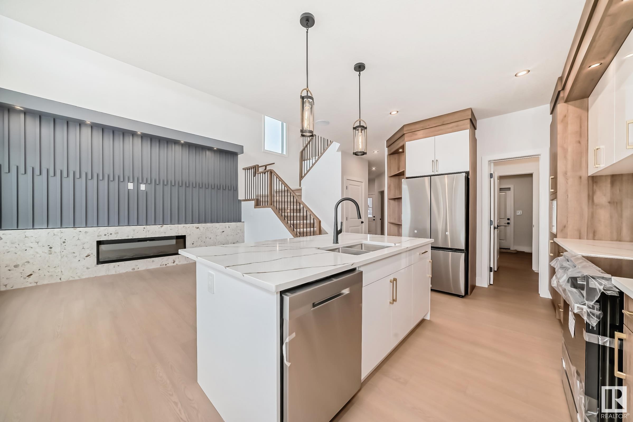      28 ASHBURY CR , Spruce Grove,  ,T7X 3C6 ;  Listing Number: MLS E4418916