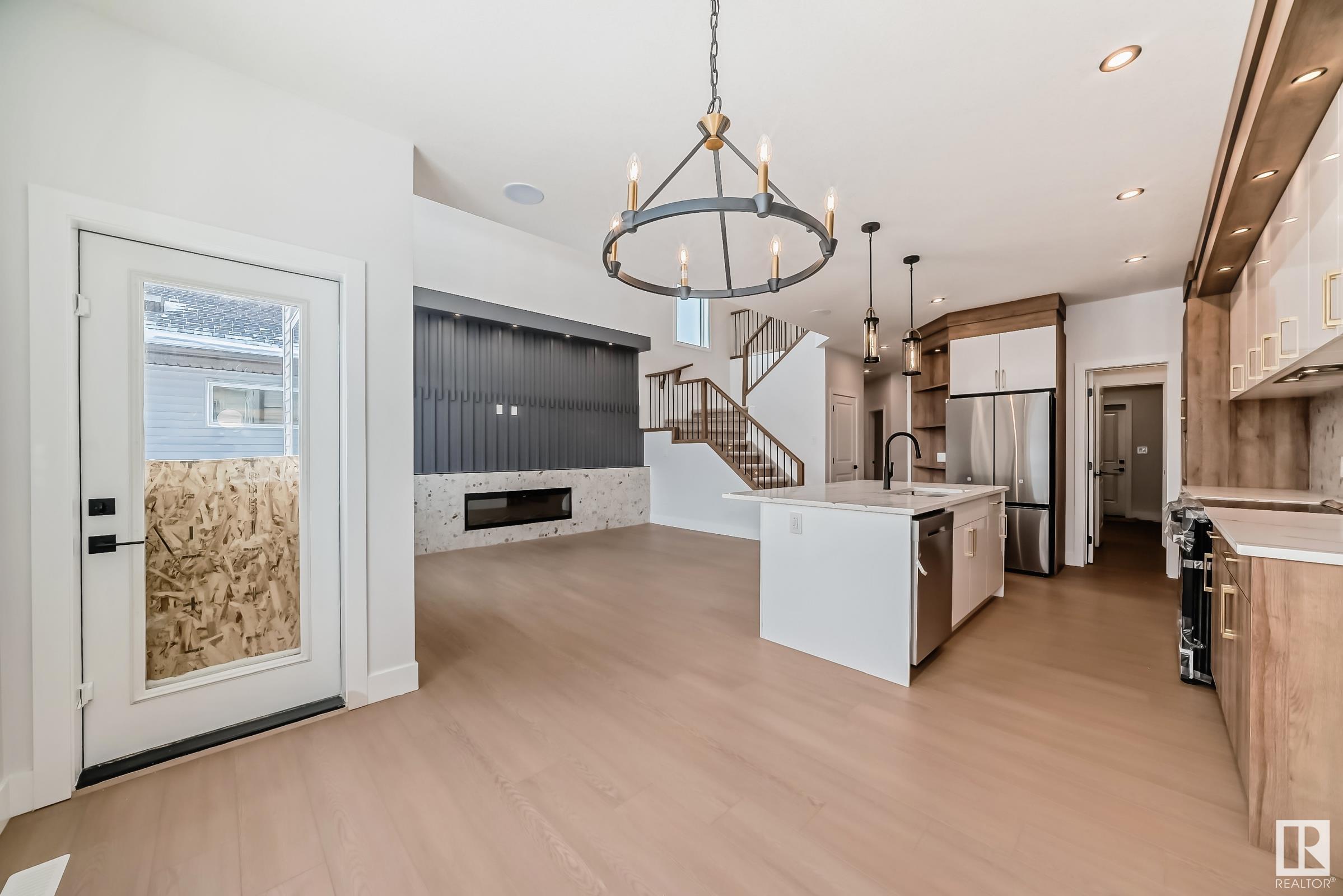      28 ASHBURY CR , Spruce Grove,  ,T7X 3C6 ;  Listing Number: MLS E4418916
