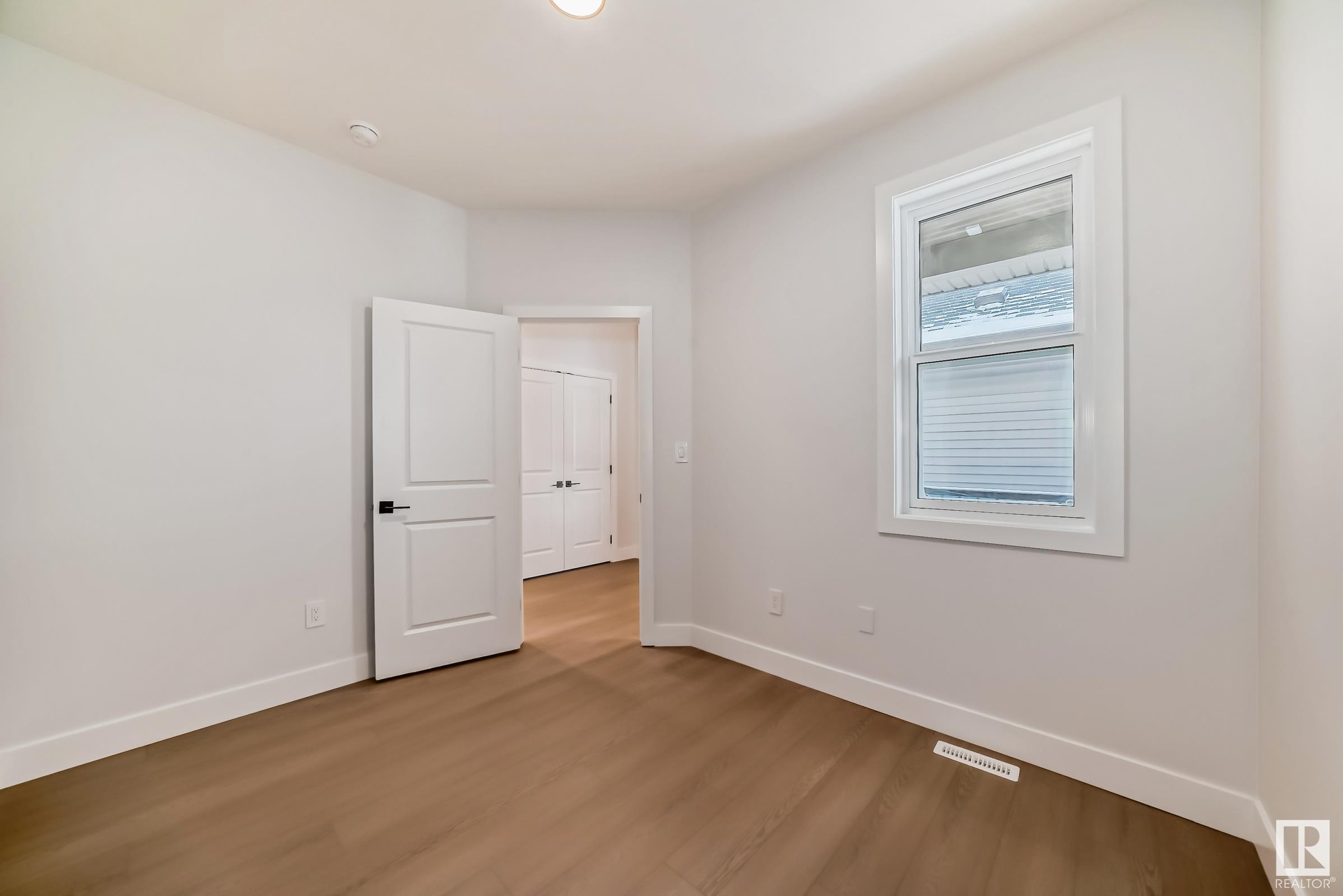      28 ASHBURY CR , Spruce Grove,  ,T7X 3C6 ;  Listing Number: MLS E4418916