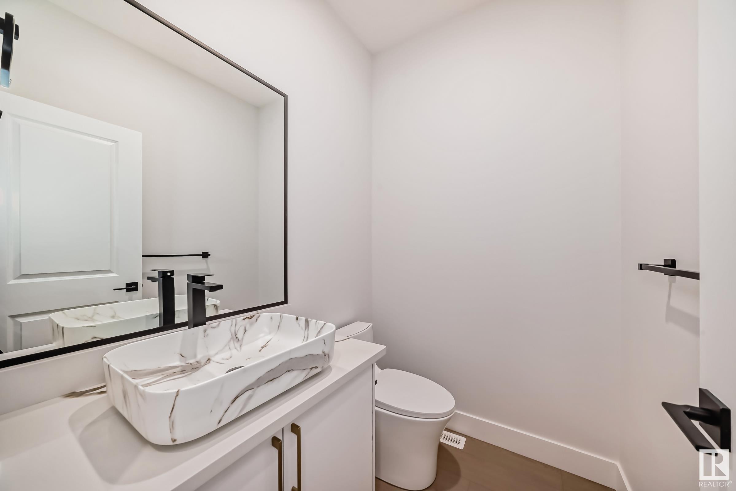      28 ASHBURY CR , Spruce Grove,  ,T7X 3C6 ;  Listing Number: MLS E4418916