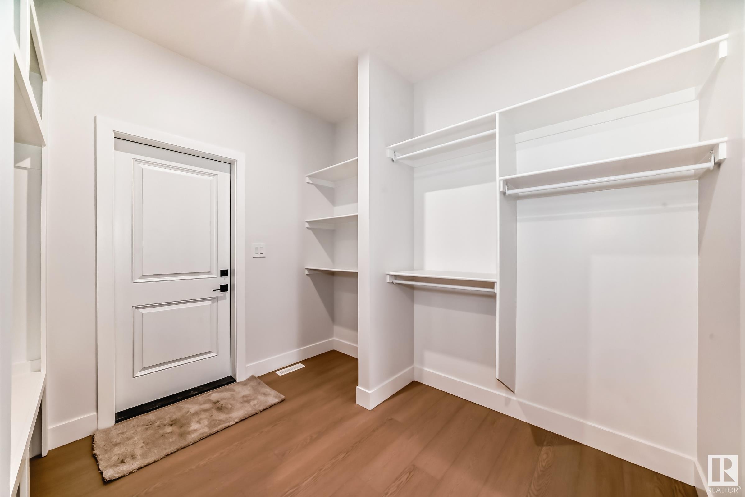      28 ASHBURY CR , Spruce Grove,  ,T7X 3C6 ;  Listing Number: MLS E4418916