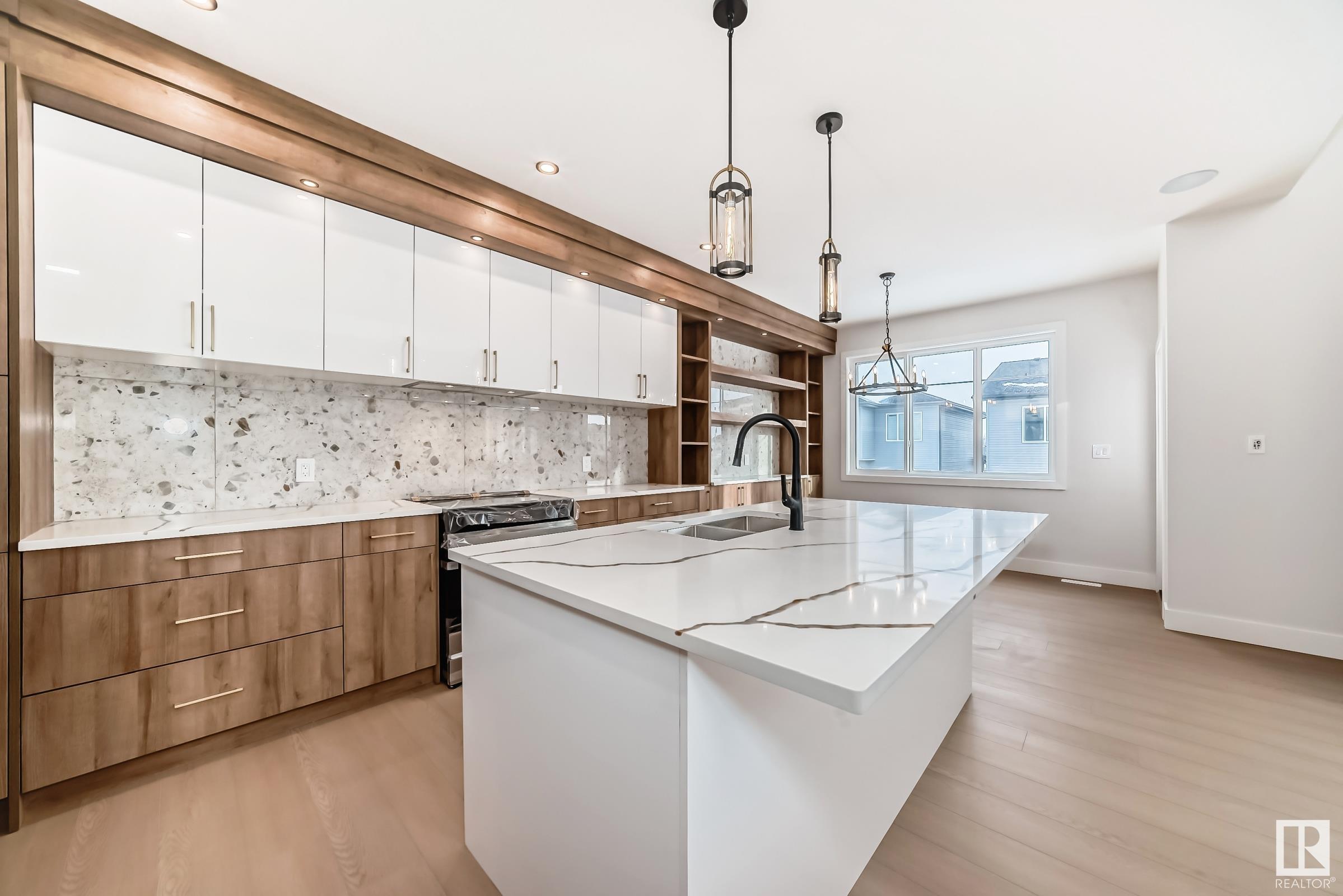      28 ASHBURY CR , Spruce Grove,  ,T7X 3C6 ;  Listing Number: MLS E4418916