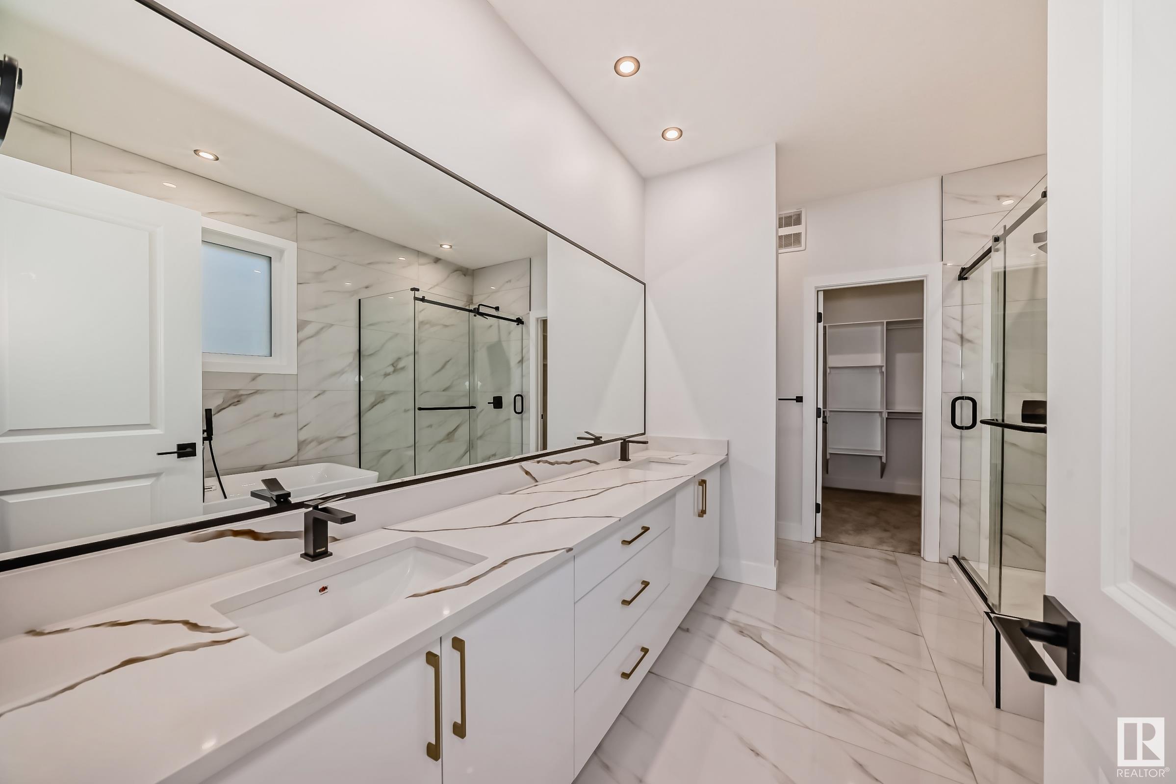      28 ASHBURY CR , Spruce Grove,  ,T7X 3C6 ;  Listing Number: MLS E4418916