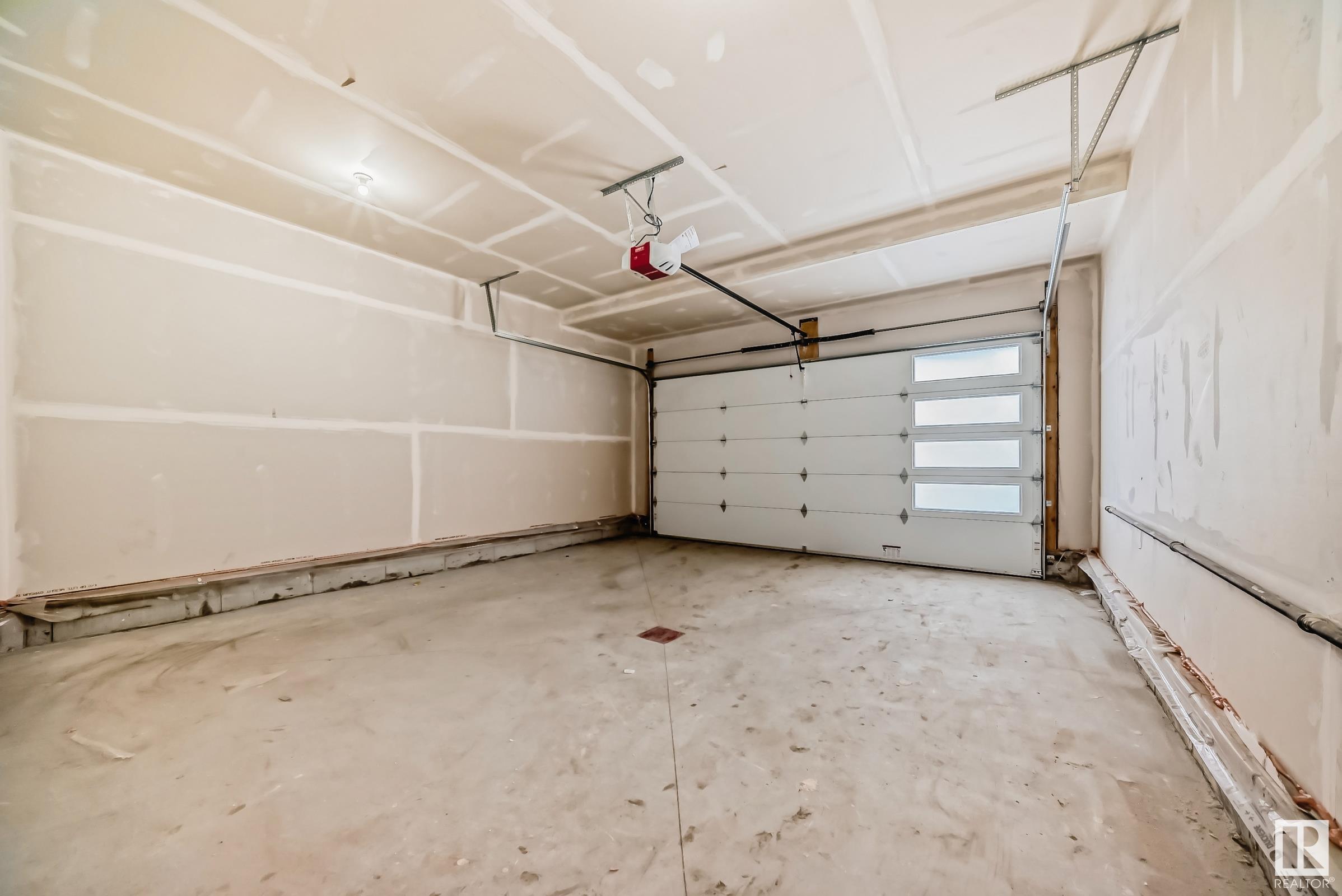      28 ASHBURY CR , Spruce Grove,  ,T7X 3C6 ;  Listing Number: MLS E4418916
