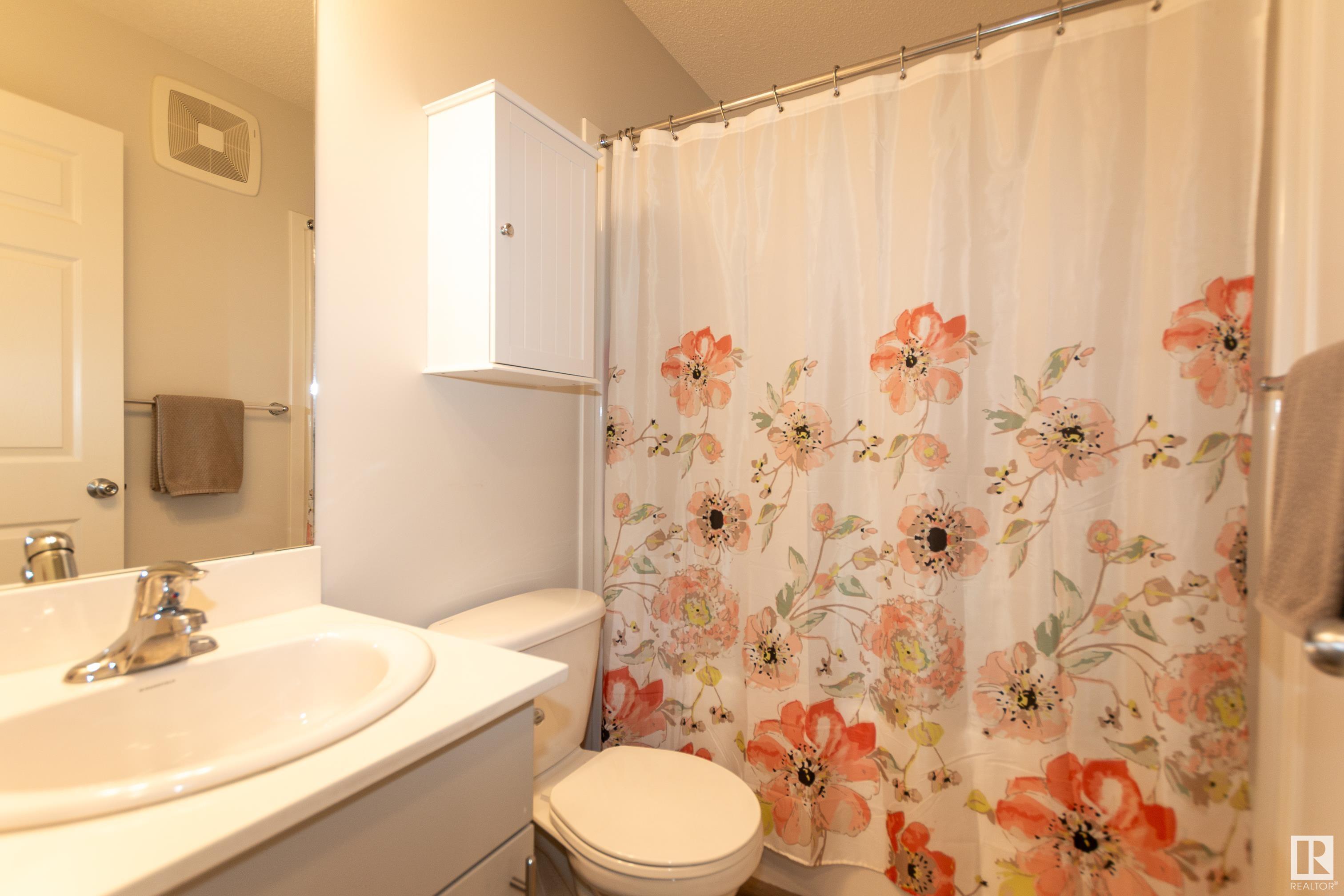      113 SENTRY WY , Sherwood Park,  ,T8H 1B1 ;  Listing Number: MLS E4418919