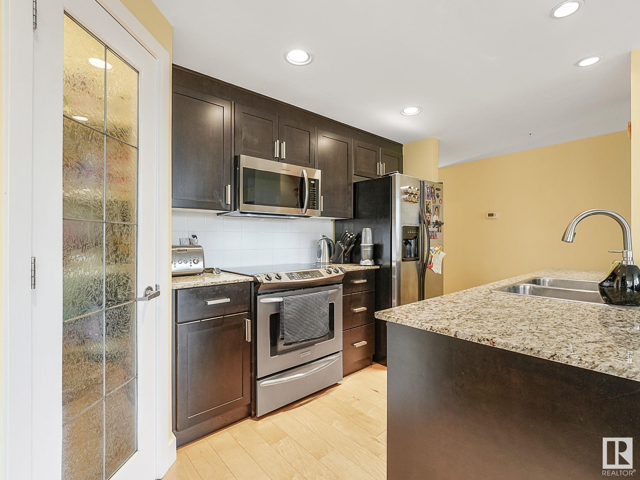      #301 10028 119 ST NW , Edmonton,  ,T5K 1Y8 ;  Listing Number: MLS E4418921
