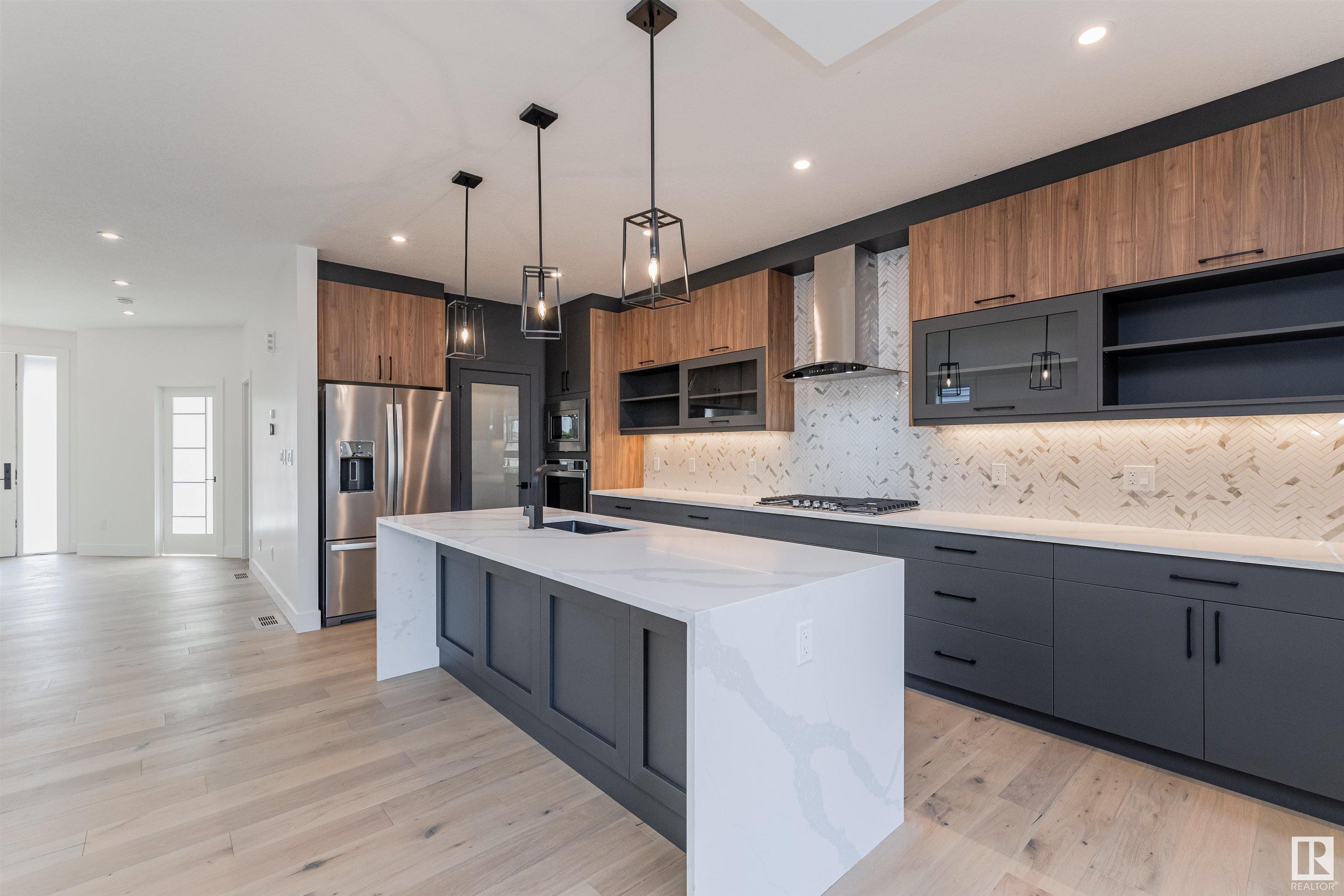      10454 142 ST NW , Edmonton,  ,T5N 2P2 ;  Listing Number: MLS E4418933