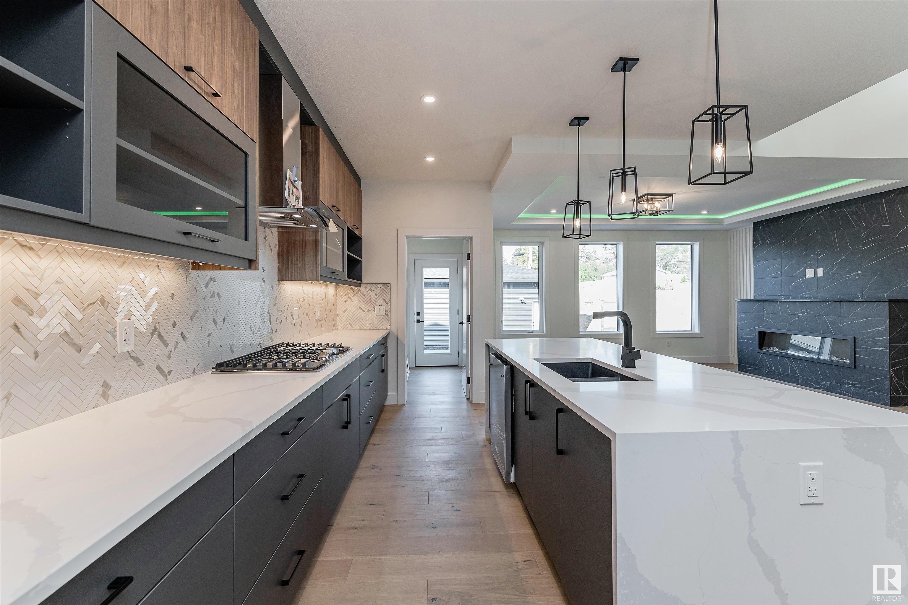      10454 142 ST NW , Edmonton,  ,T5N 2P2 ;  Listing Number: MLS E4418933