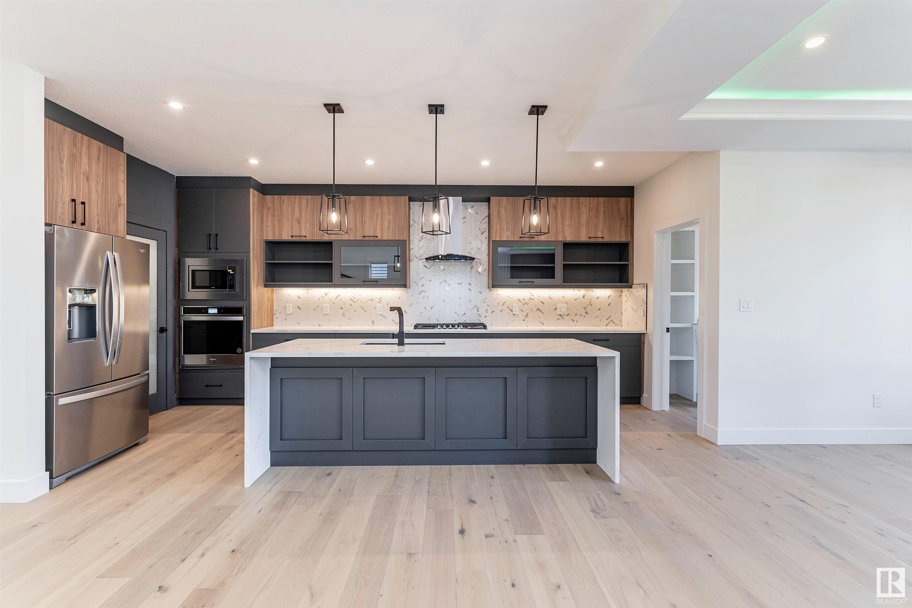      10454 142 ST NW , Edmonton,  ,T5N 2P2 ;  Listing Number: MLS E4418933