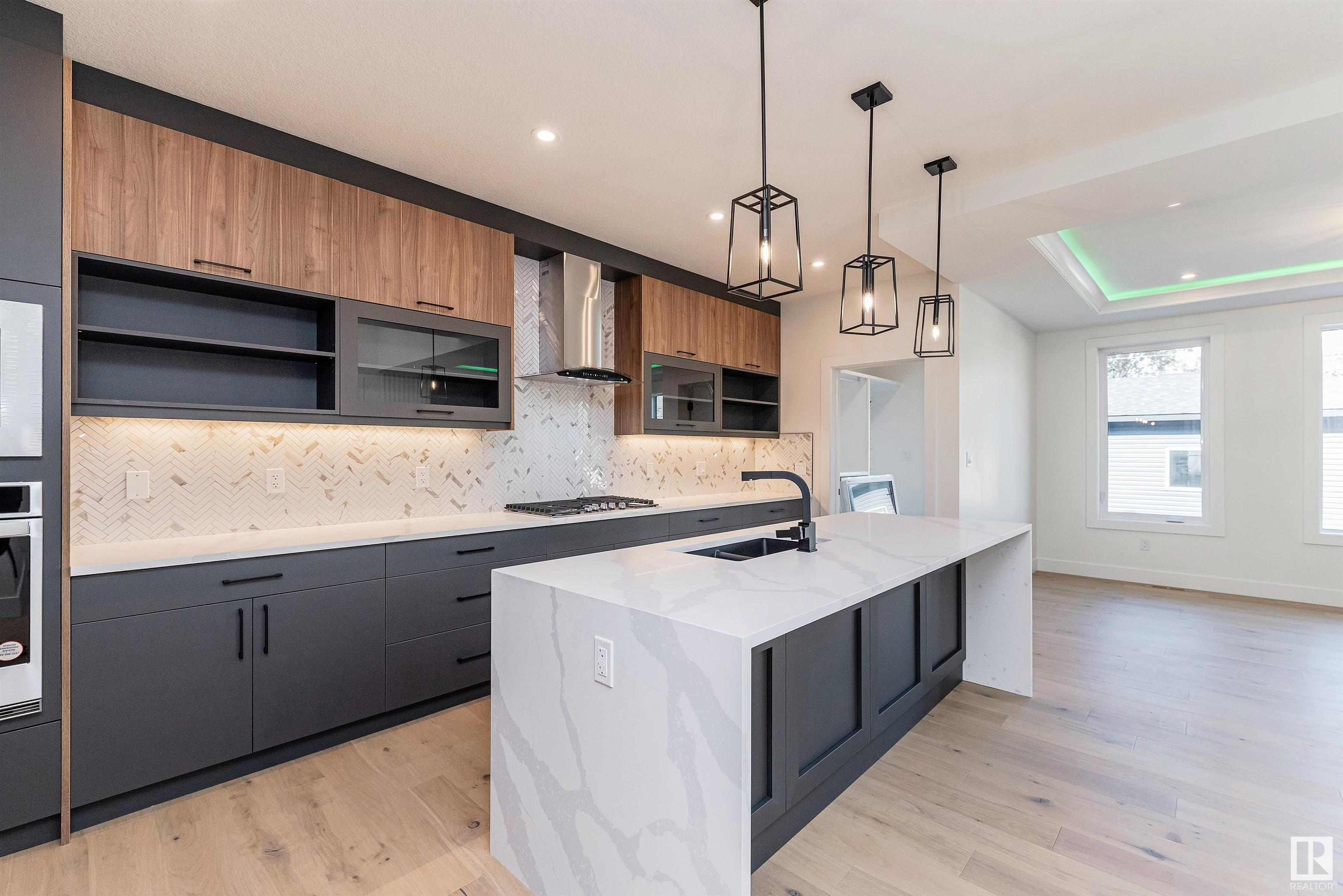      10454 142 ST NW , Edmonton,  ,T5N 2P2 ;  Listing Number: MLS E4418933