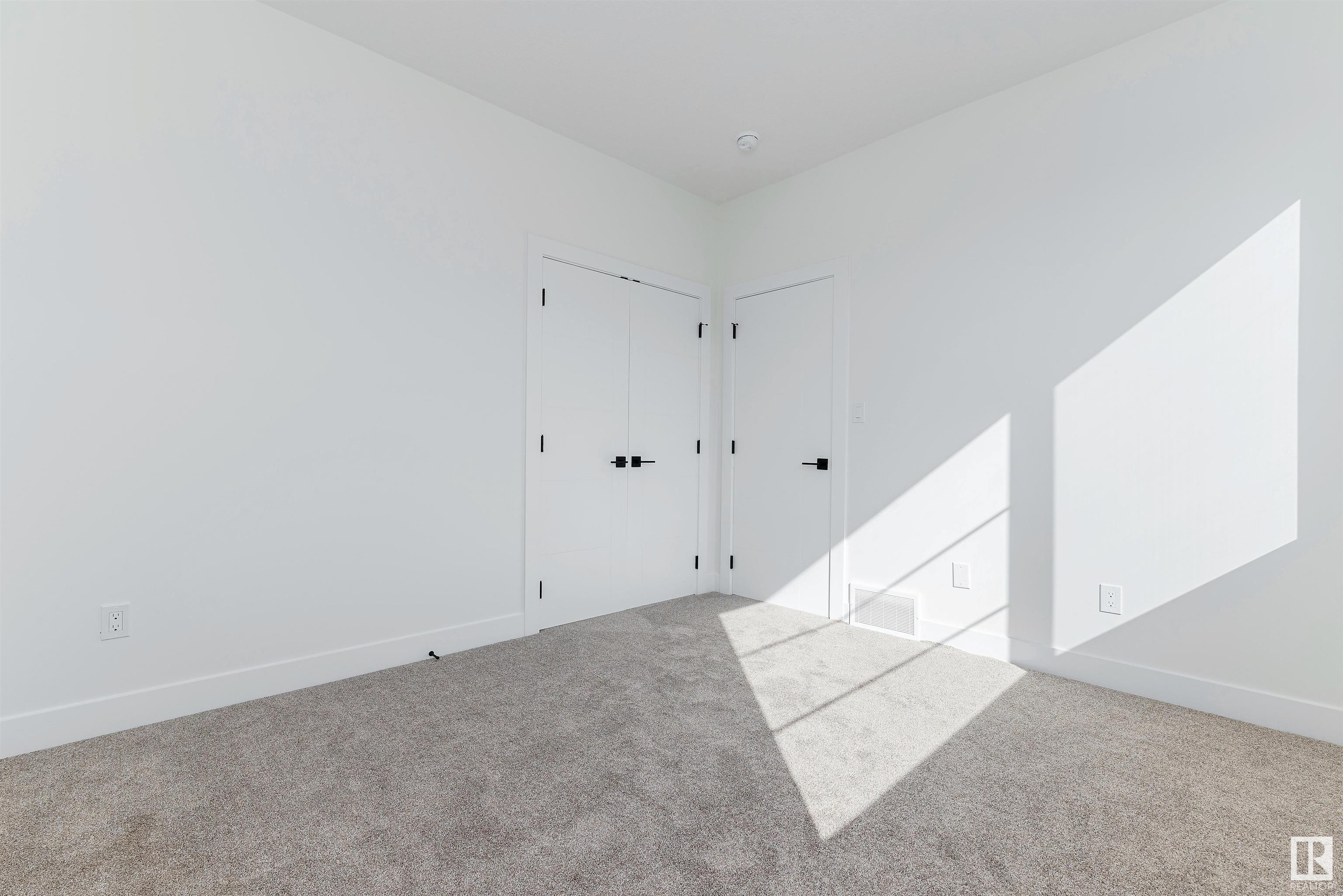      10454 142 ST NW , Edmonton,  ,T5N 2P2 ;  Listing Number: MLS E4418933